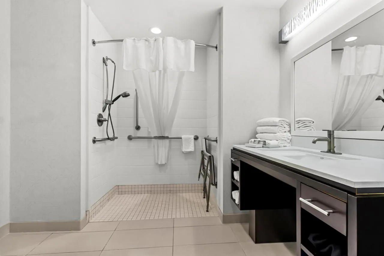 Home2 Suites by Hilton Irving/DFW Airport North