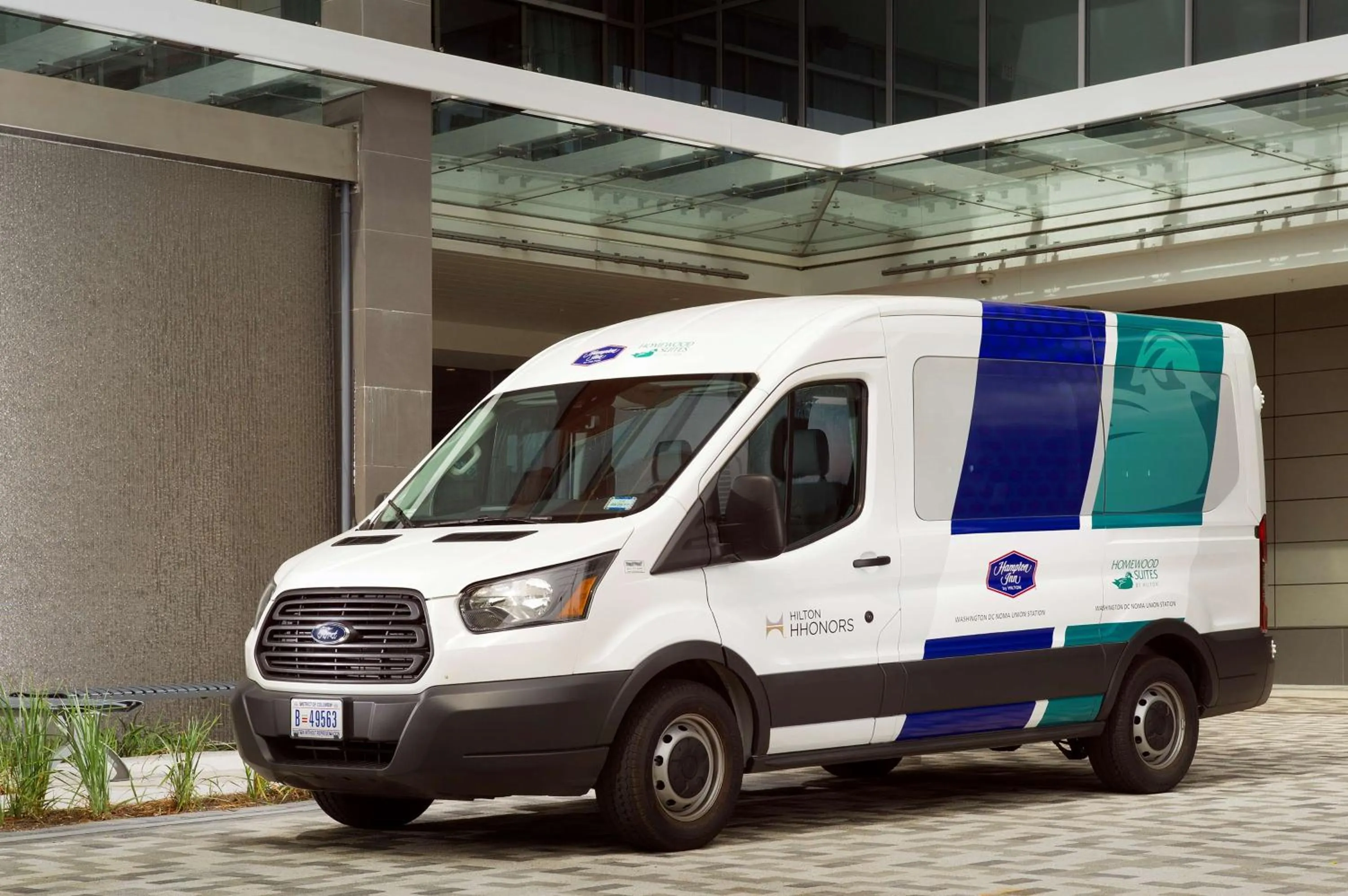 shuttle in Hampton Inn Washington DC NoMa Union Station