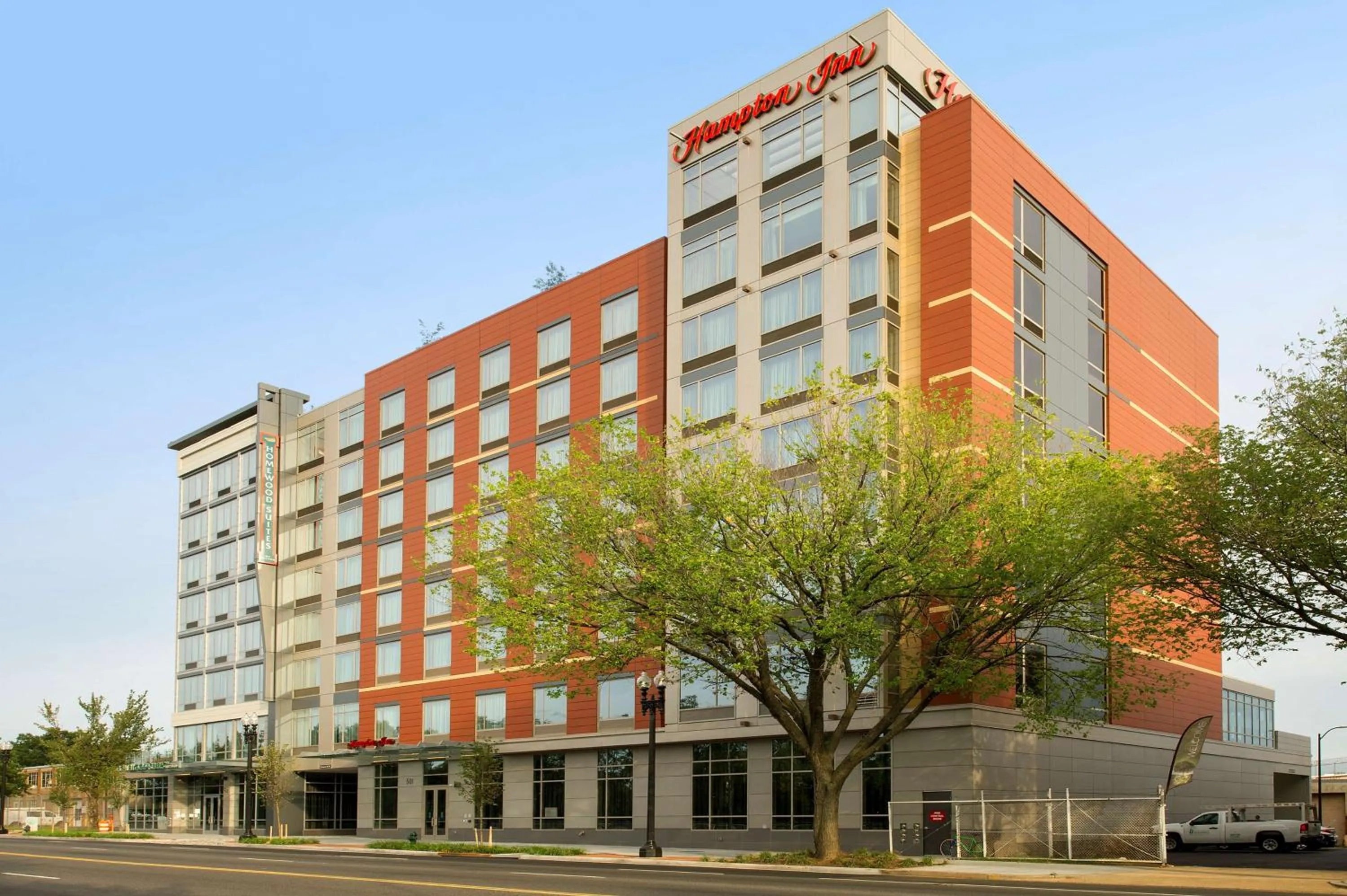 Property building in Hampton Inn Washington DC NoMa Union Station