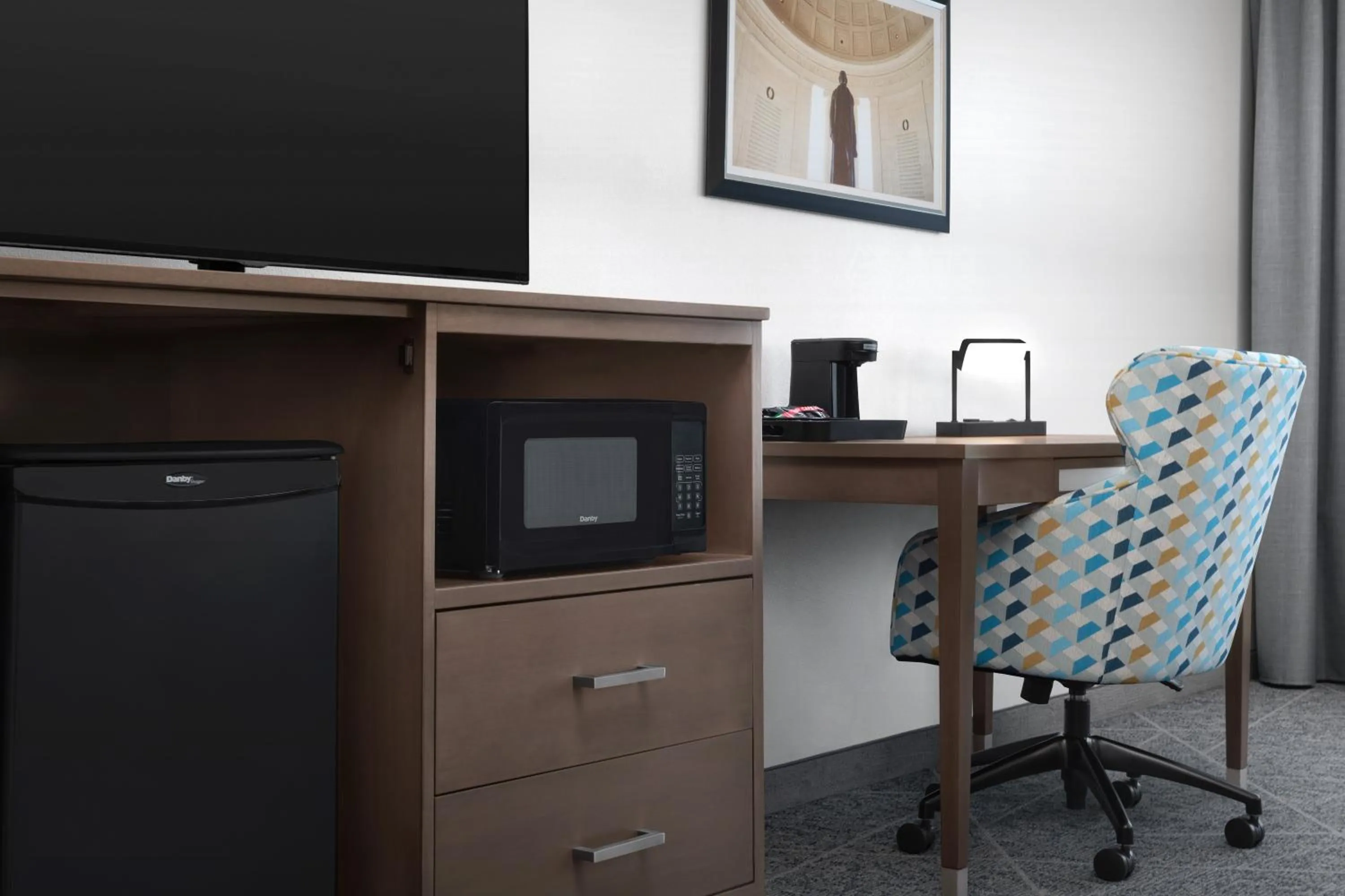 Bedroom in Hampton Inn Washington DC NoMa Union Station