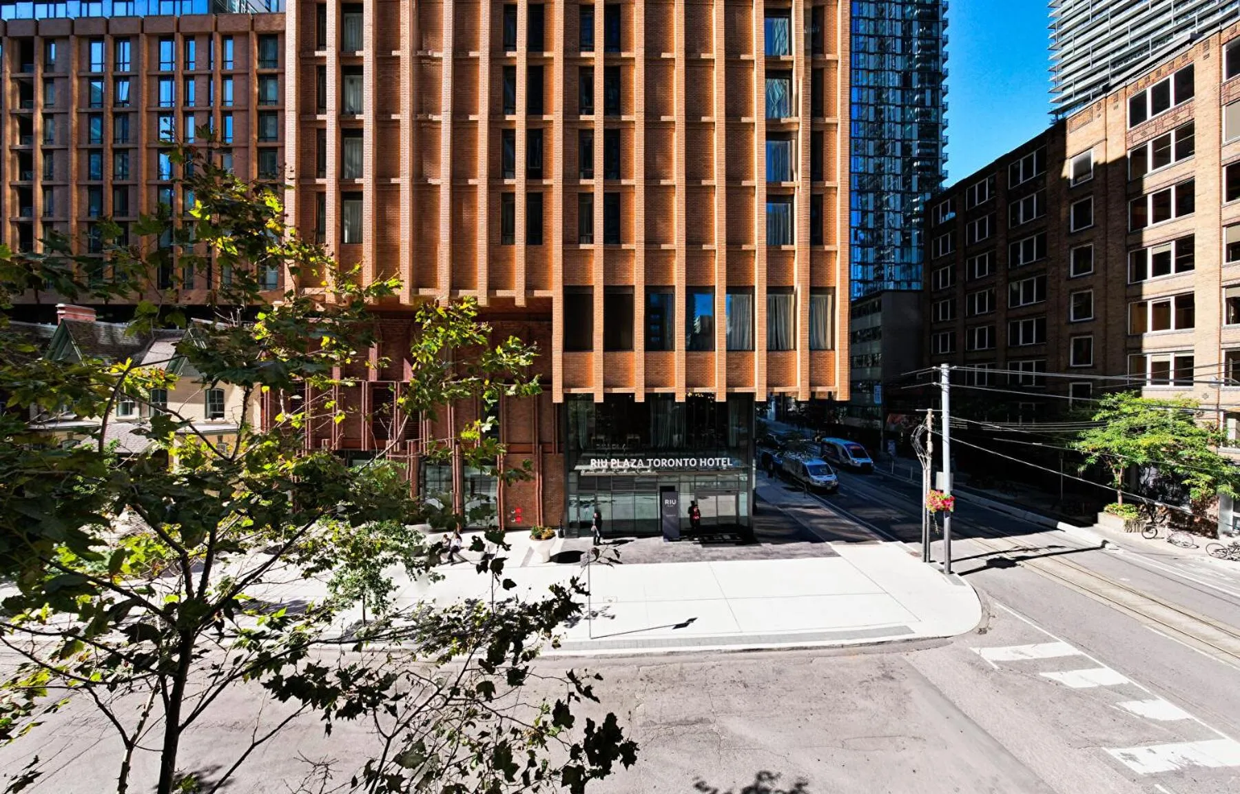 Property building in Riu Plaza Toronto