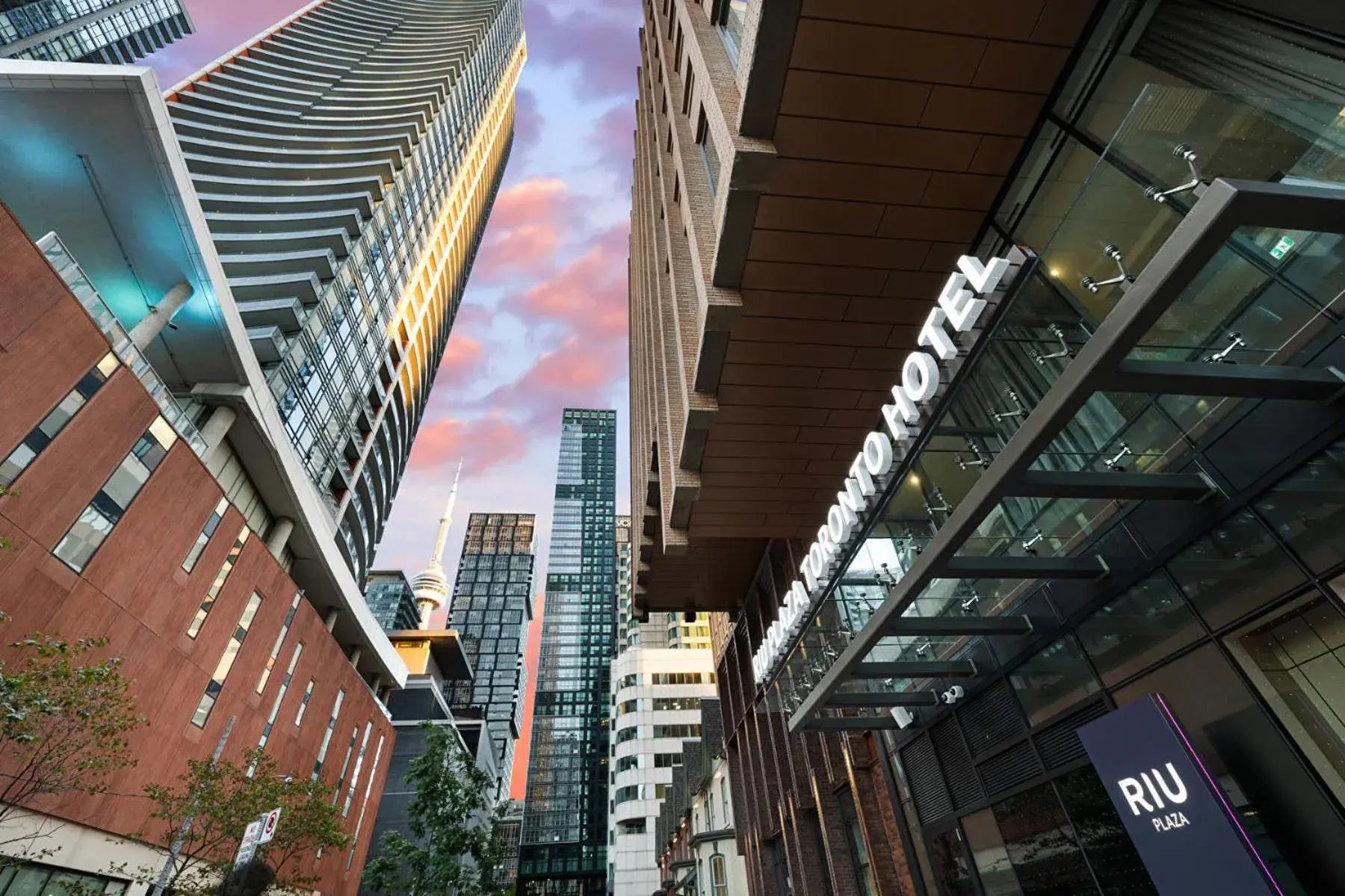 Riu Plaza Toronto Riu Plaza Toronto