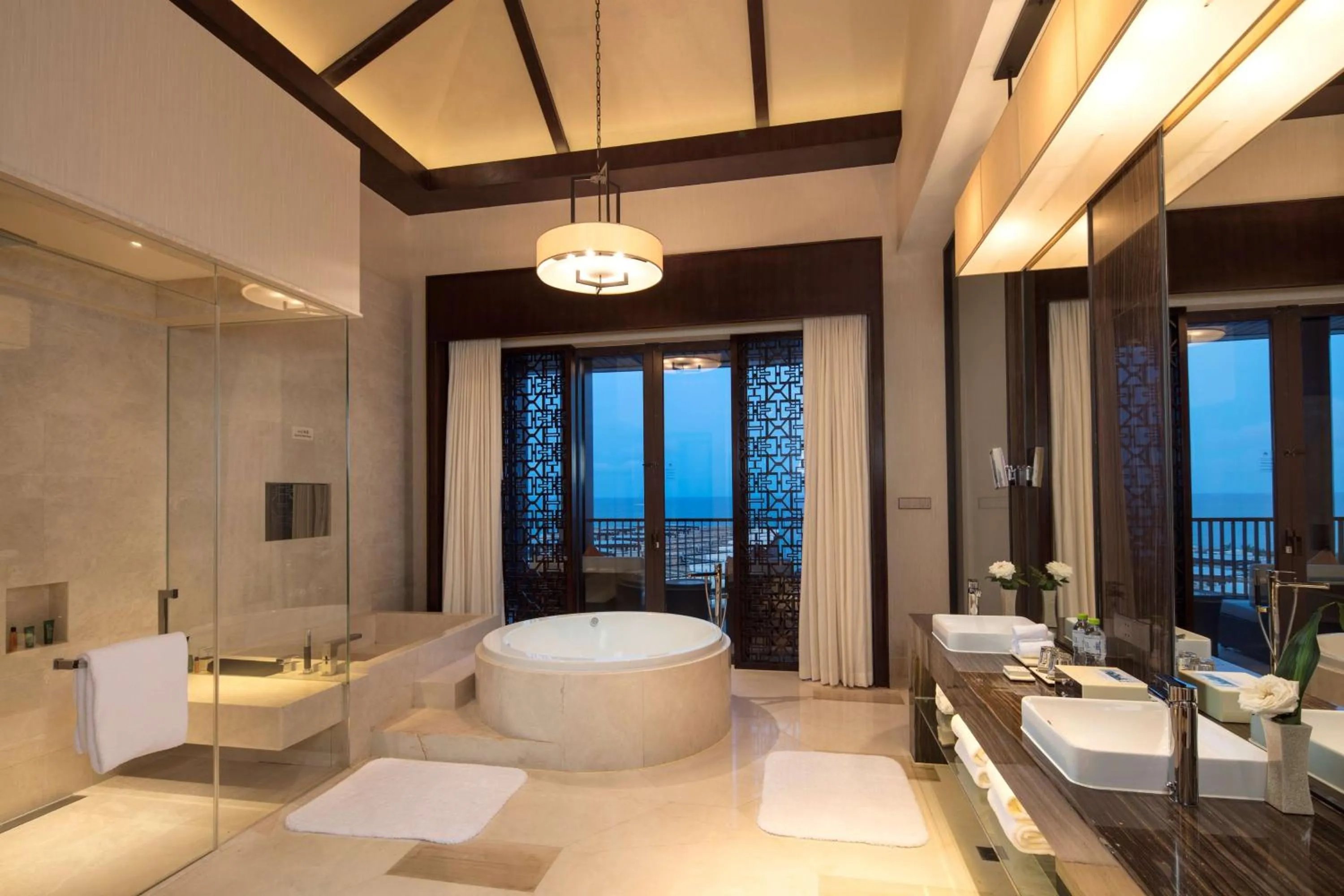 Bathroom in Hilton Wenchang