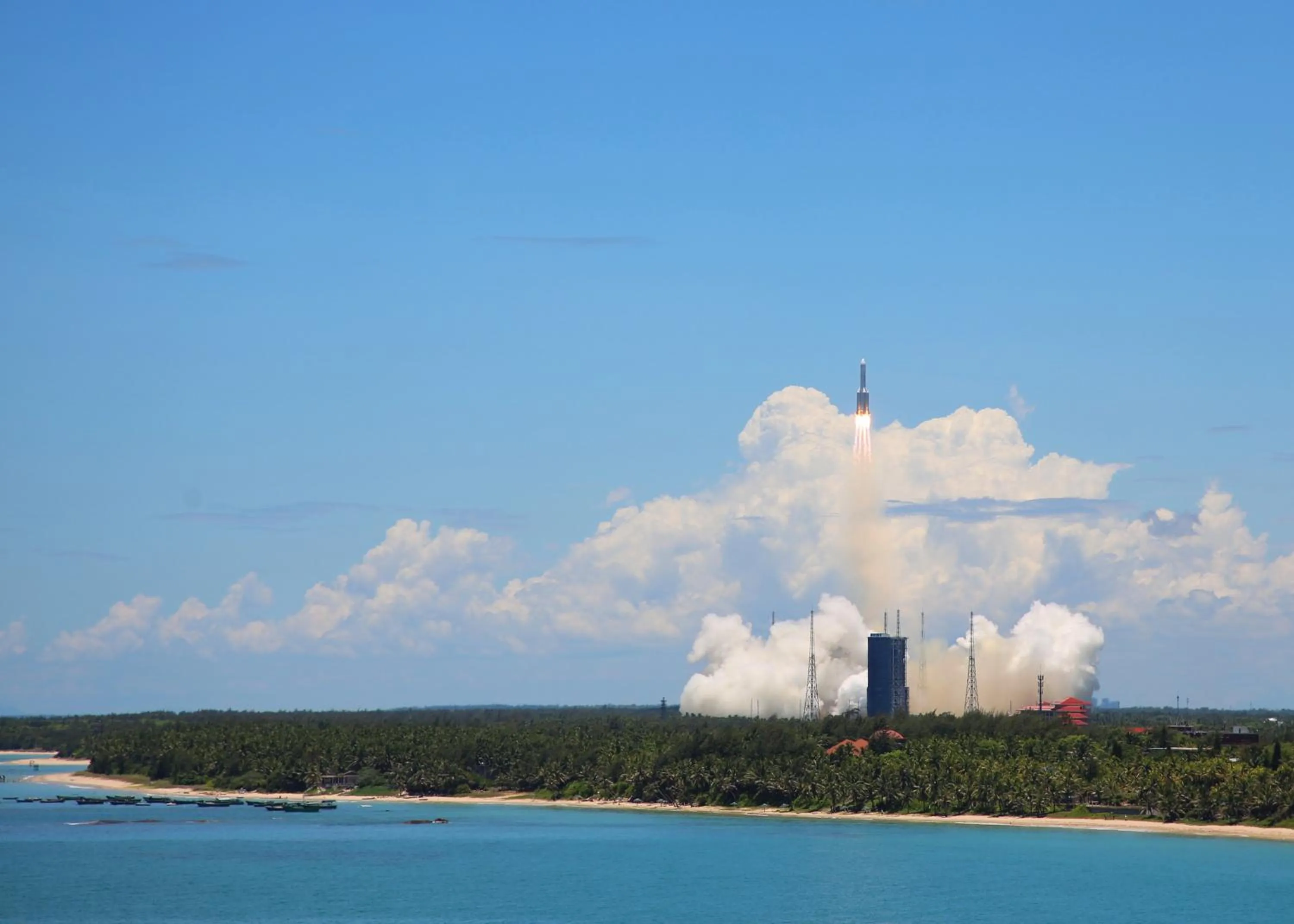 Property building in Hilton Wenchang