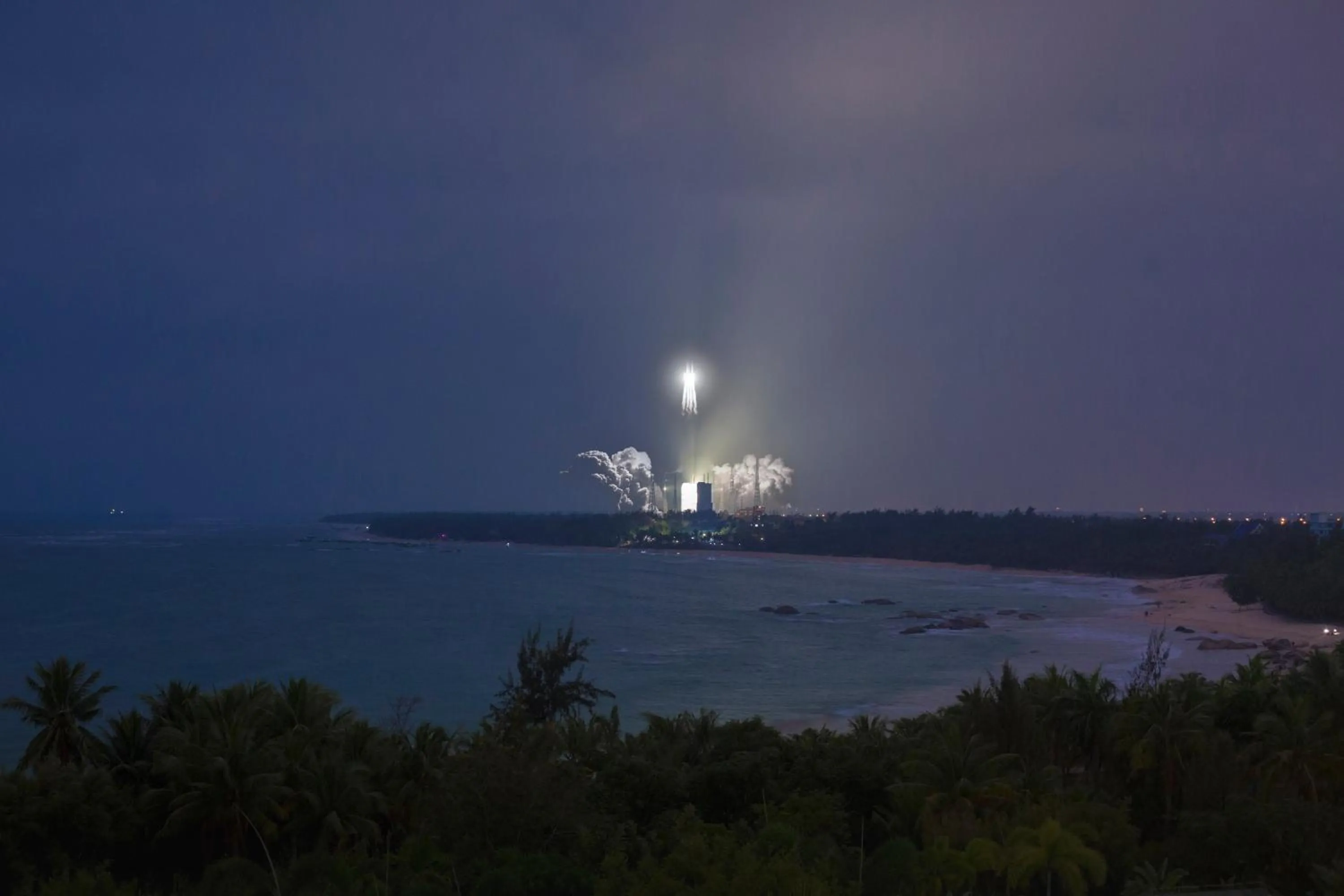 Property building in Hilton Wenchang