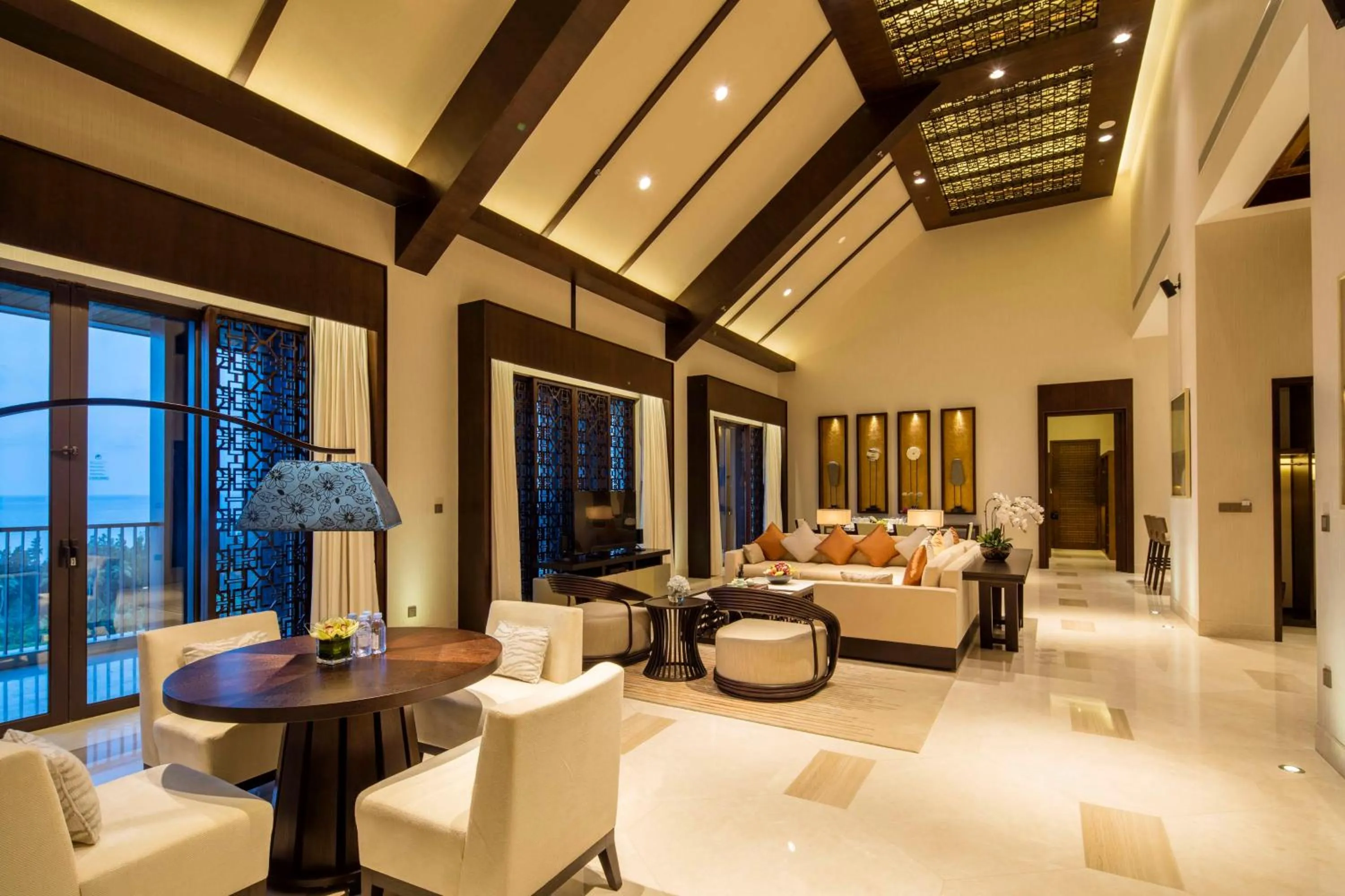 Living room in Hilton Wenchang