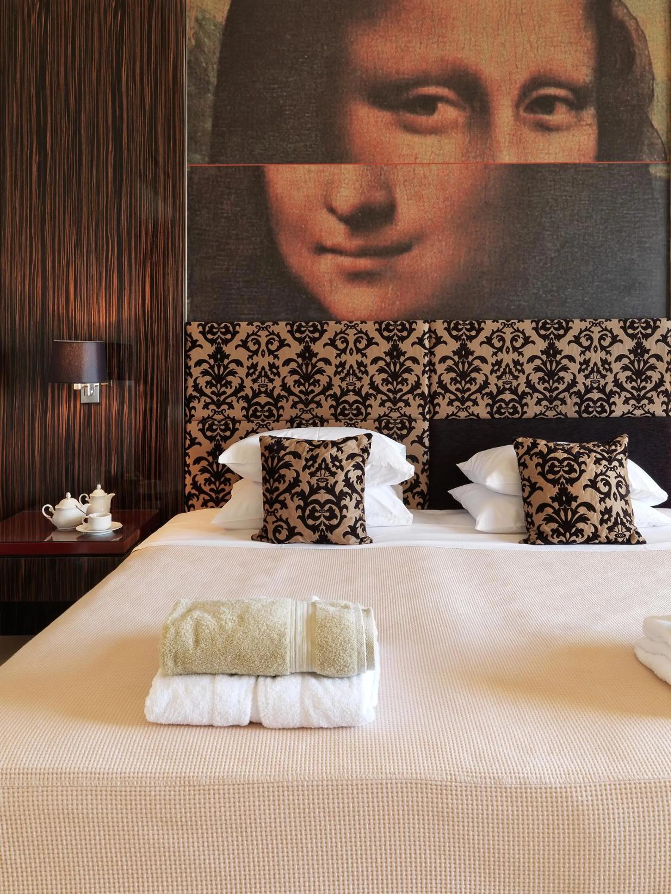 Decorative detail, Bed in Olympion Sunset Halkidiki