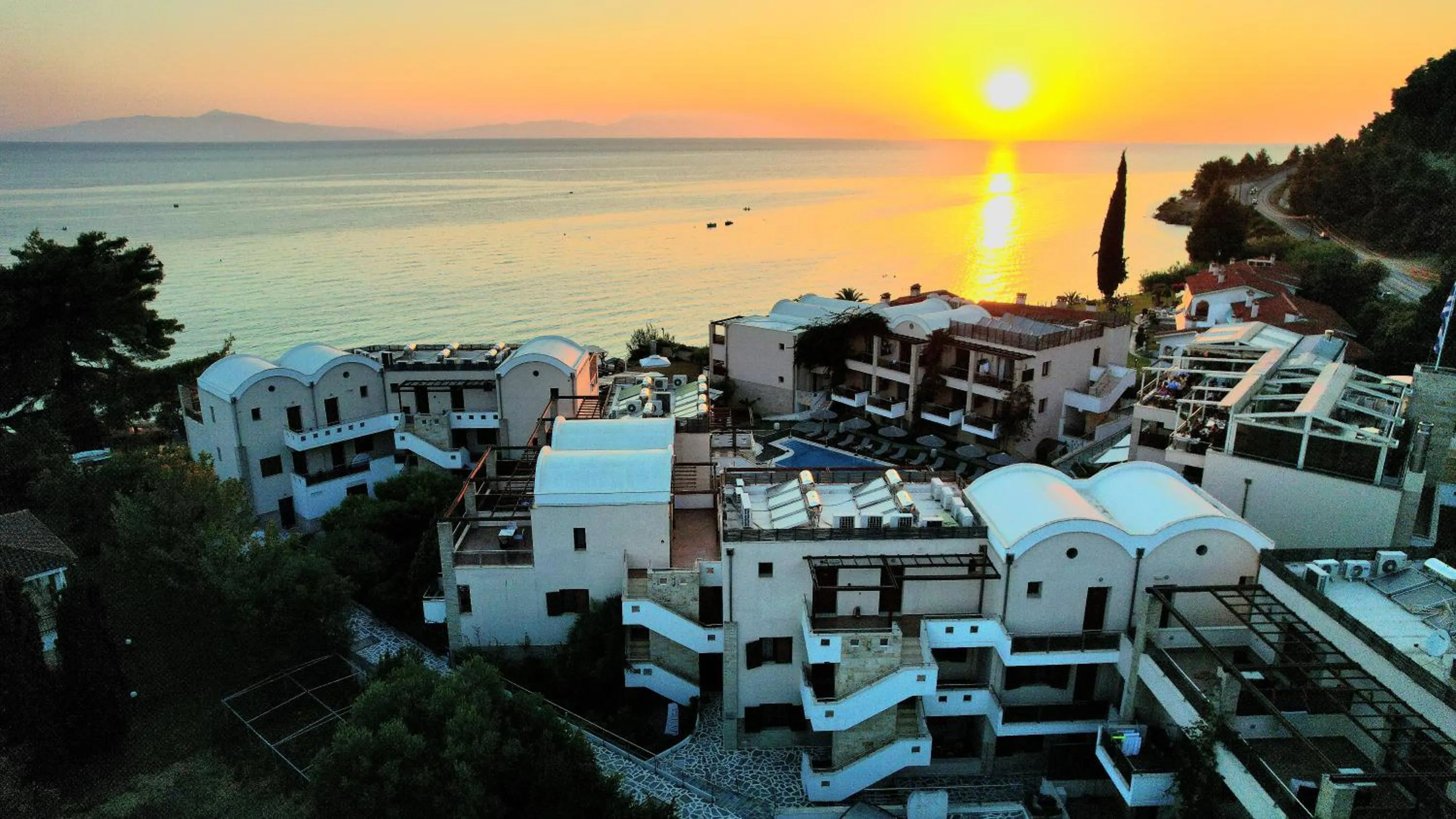 Property building in Olympion Sunset Halkidiki
