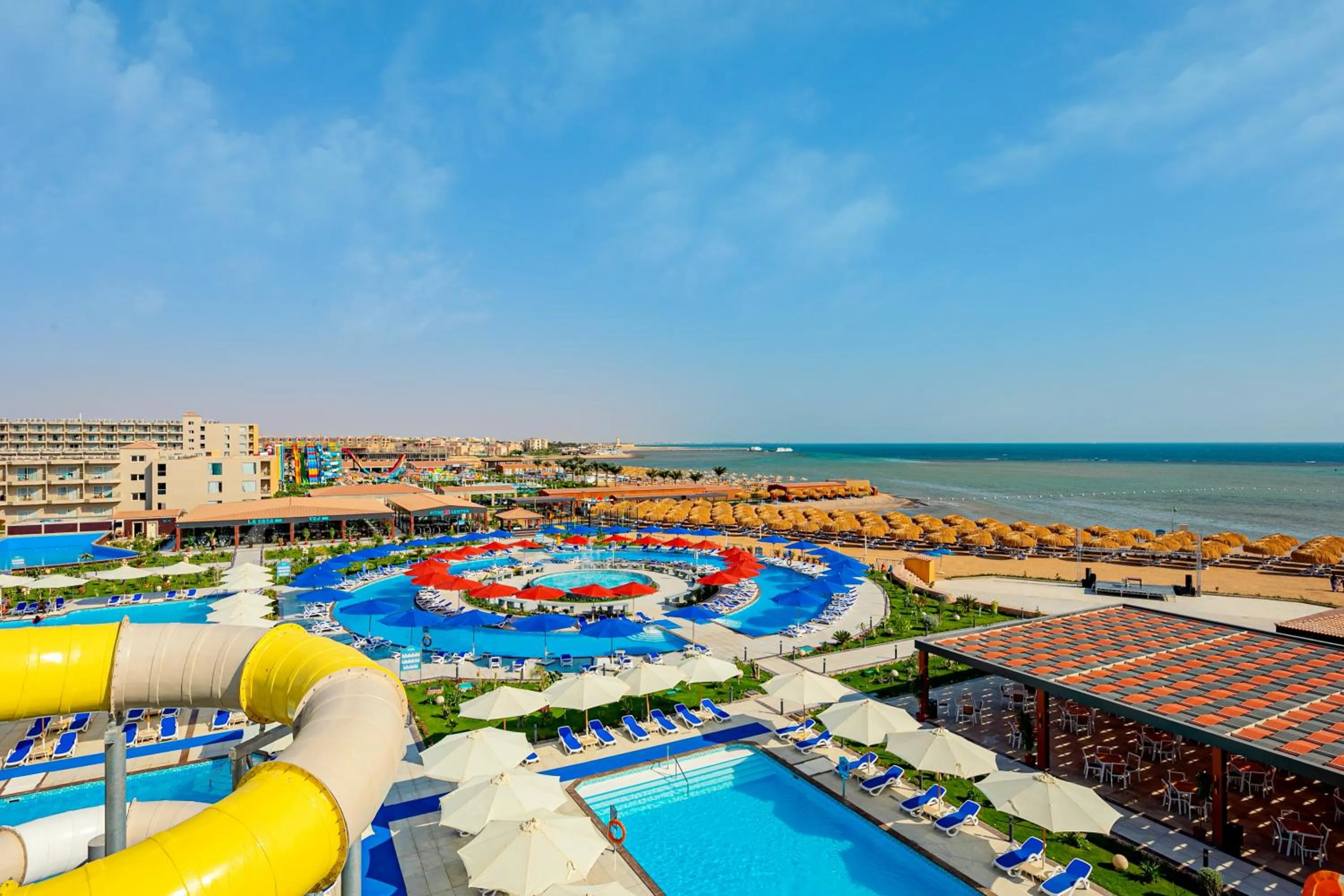 Beach in Rewaya Majestic Resort