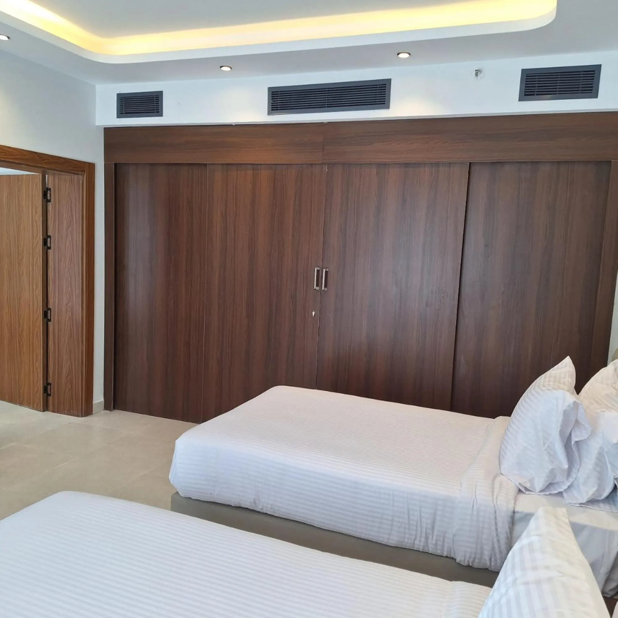 Bedroom, Bed in Rewaya Majestic Resort