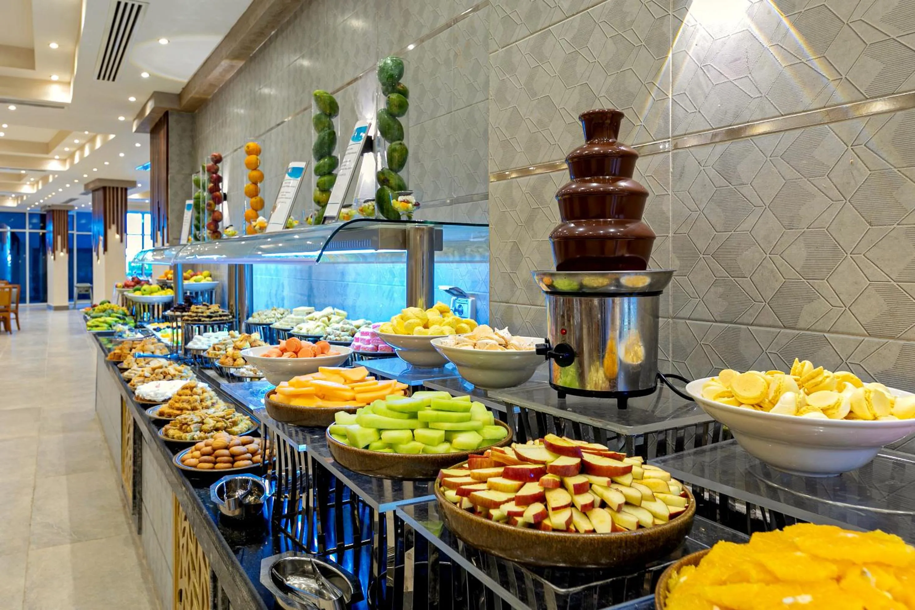 Food in Rewaya Majestic Resort