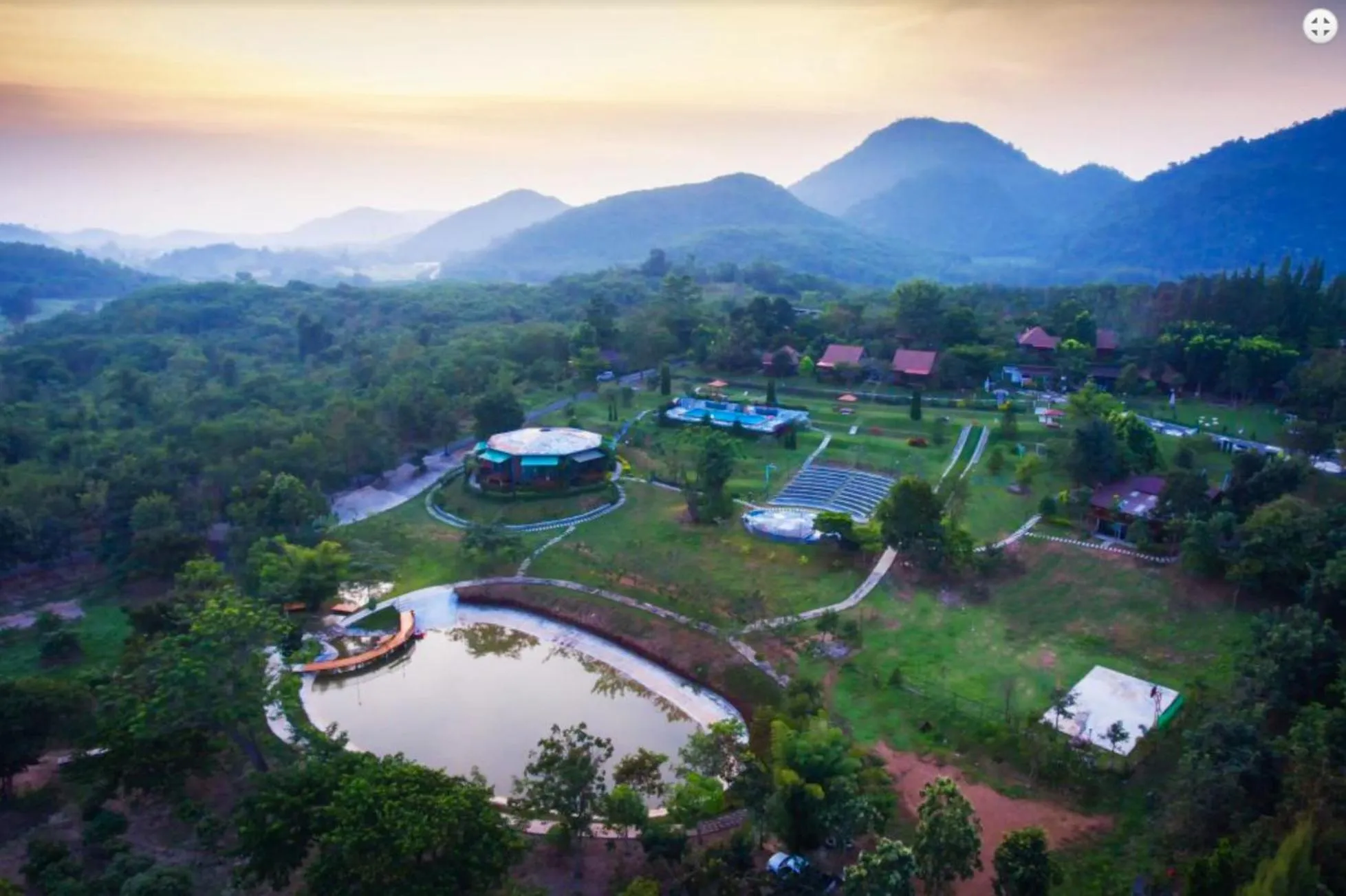 Natural landscape in TonSilp Art Home