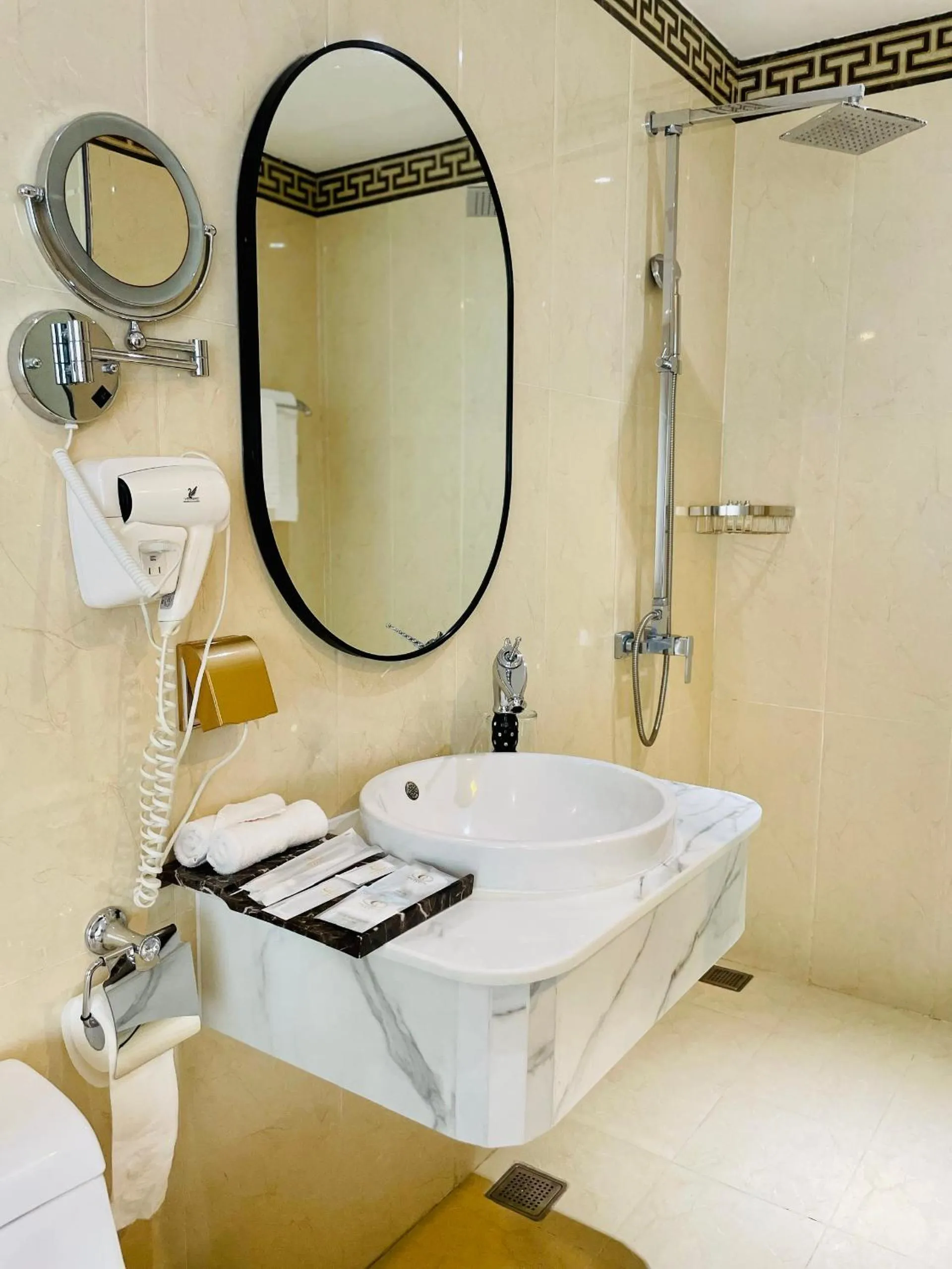 Bathroom in Cicilia Hotels & Spa Danang