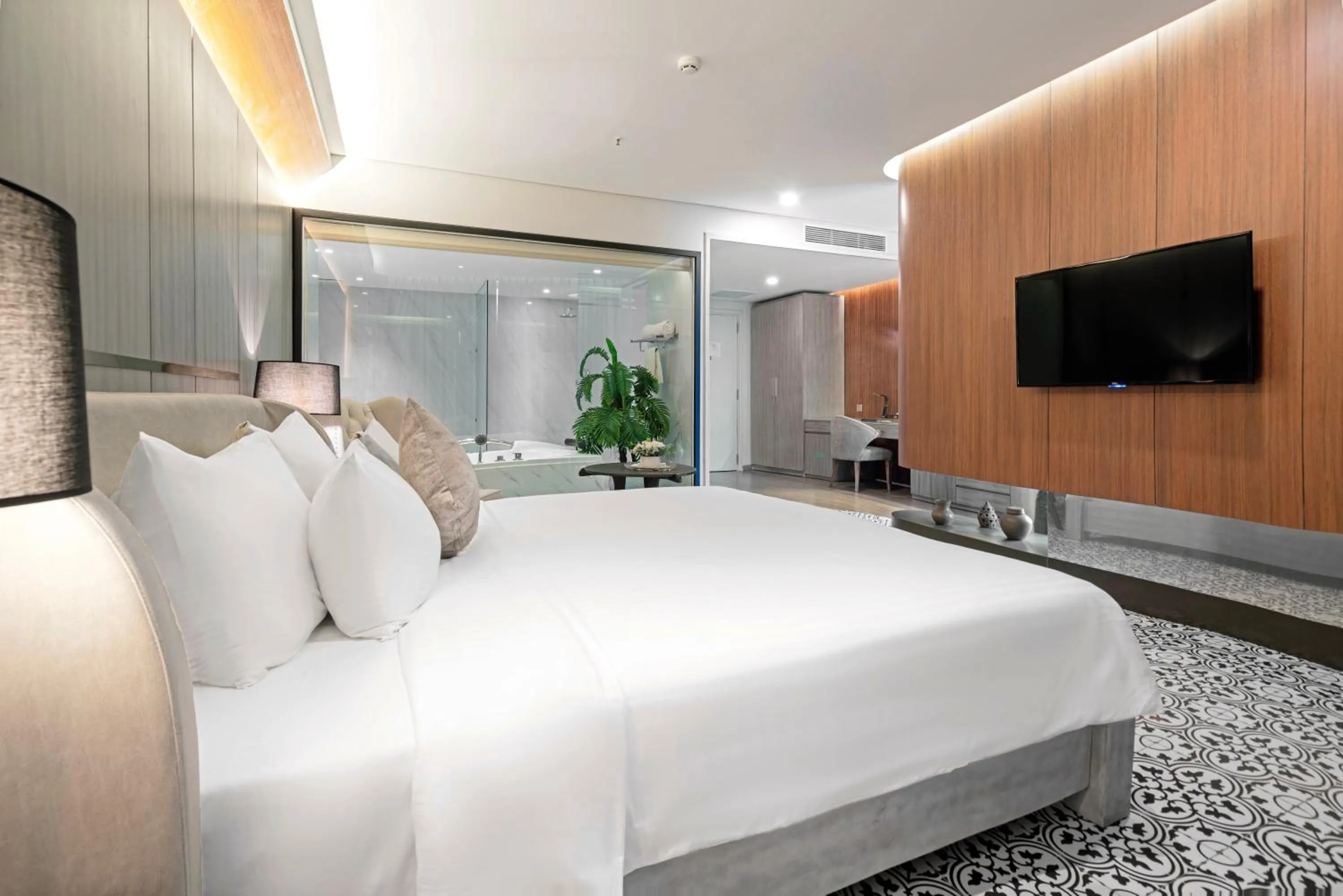 Bed in Cicilia Hotels & Spa Danang