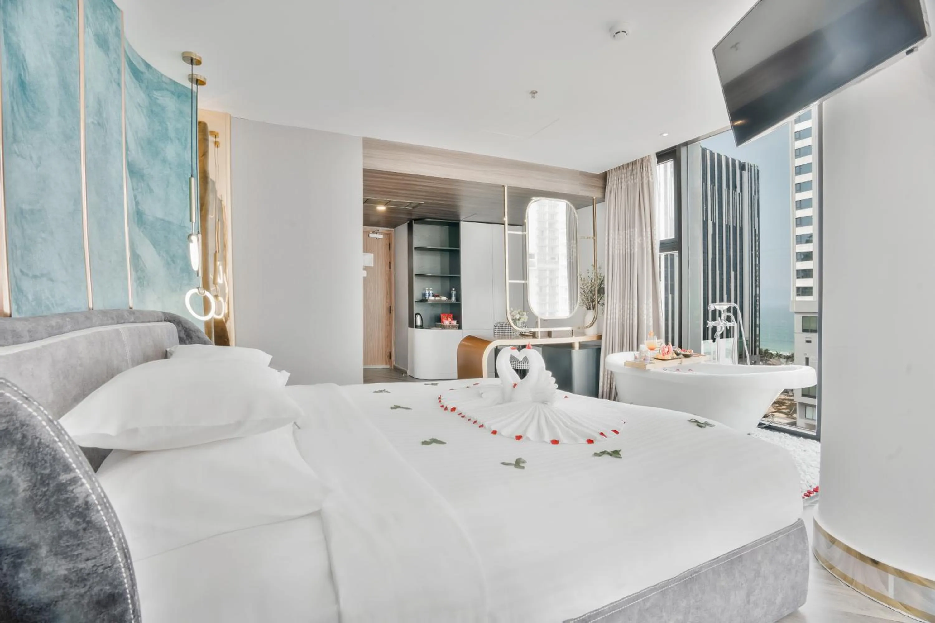 Living room, Bed in Cicilia Hotels & Spa Danang