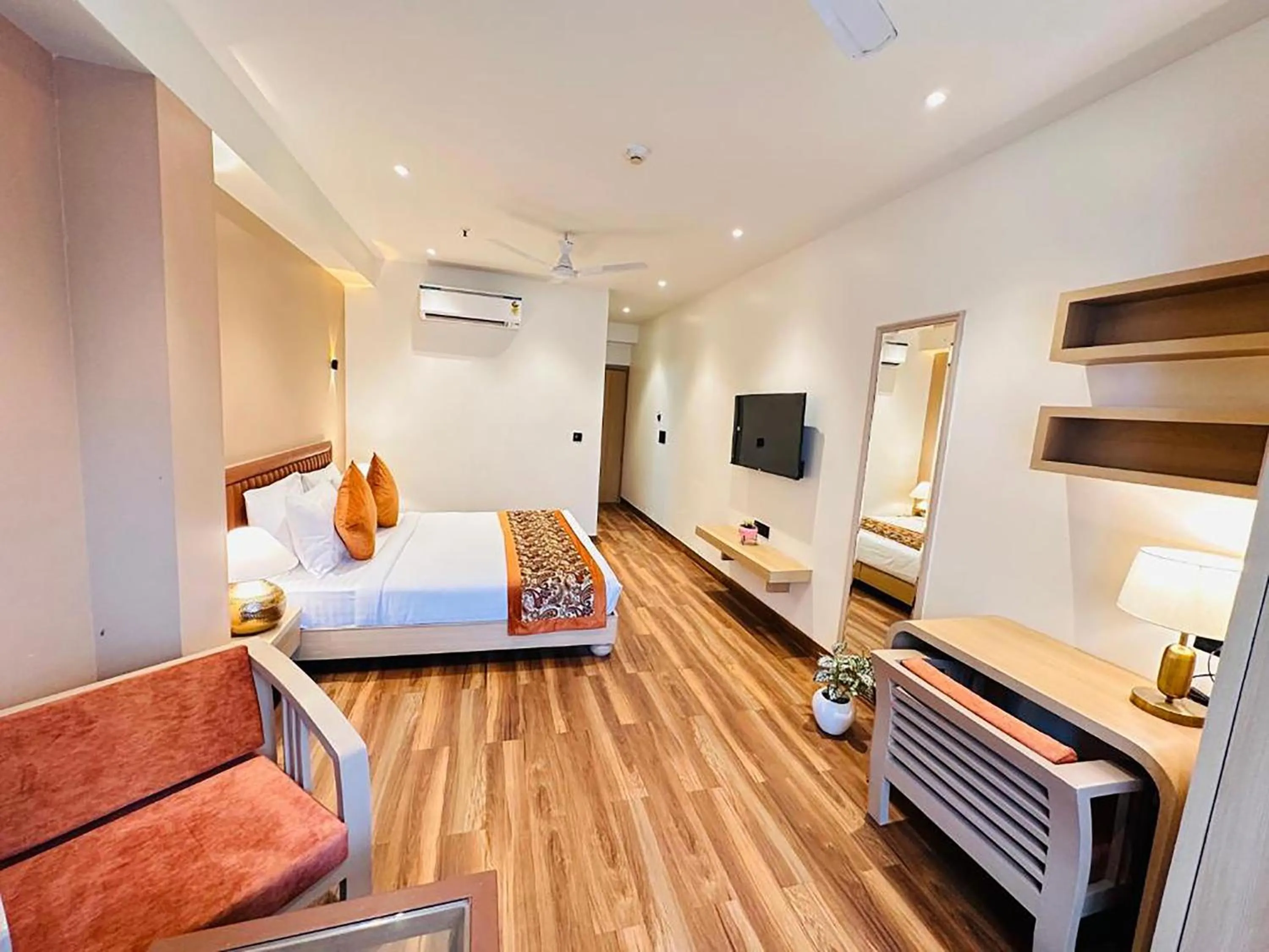 Communal lounge/ TV room in Hotel Punj E Tara Anand Vihar Vaishali Ghaziabad