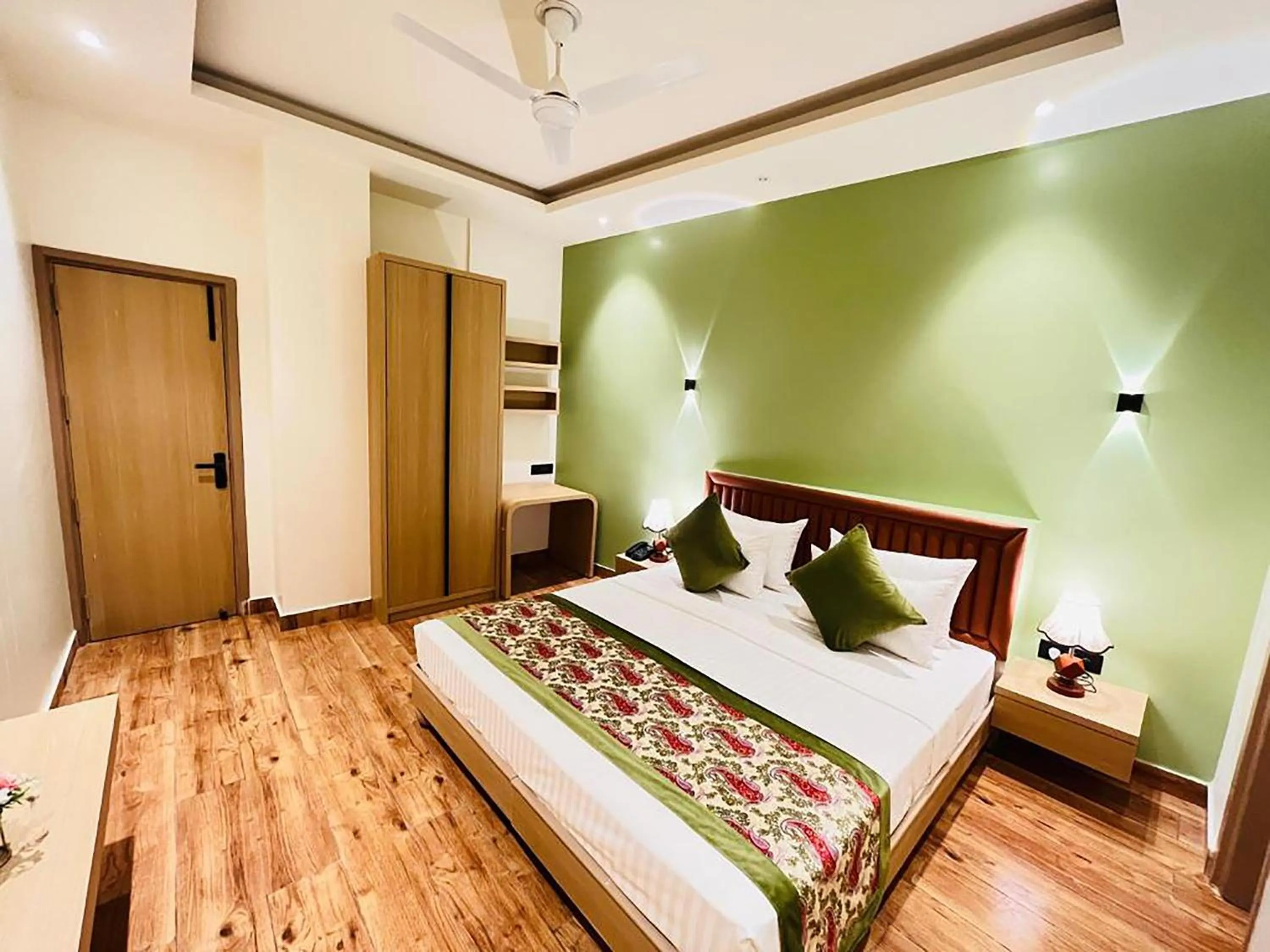 Bed in Hotel Punj E Tara Anand Vihar Vaishali Ghaziabad