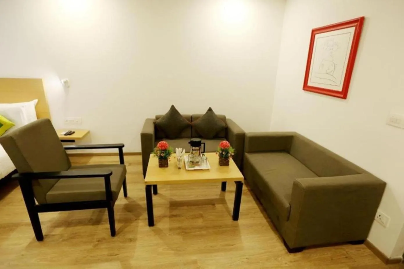 Seating area in The Roseman Hotel & Suites