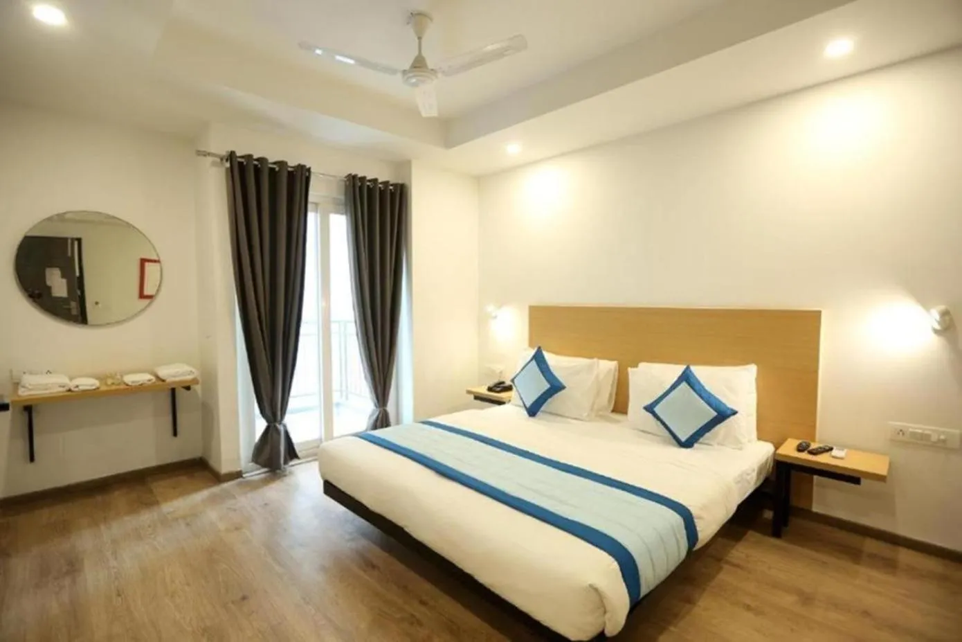 Bed in The Roseman Hotel & Suites
