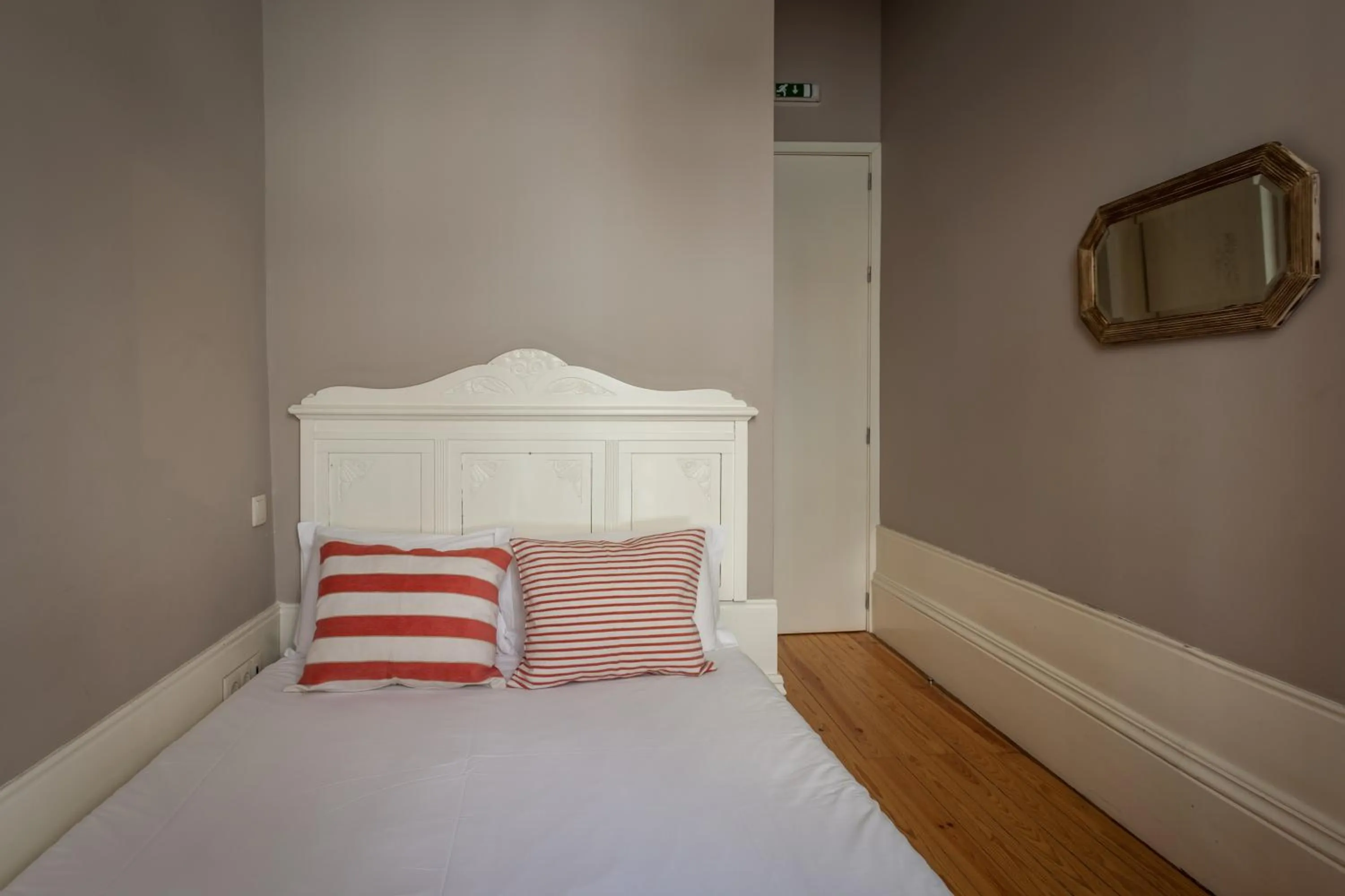 Bedroom, Bed in Being Porto Hostel