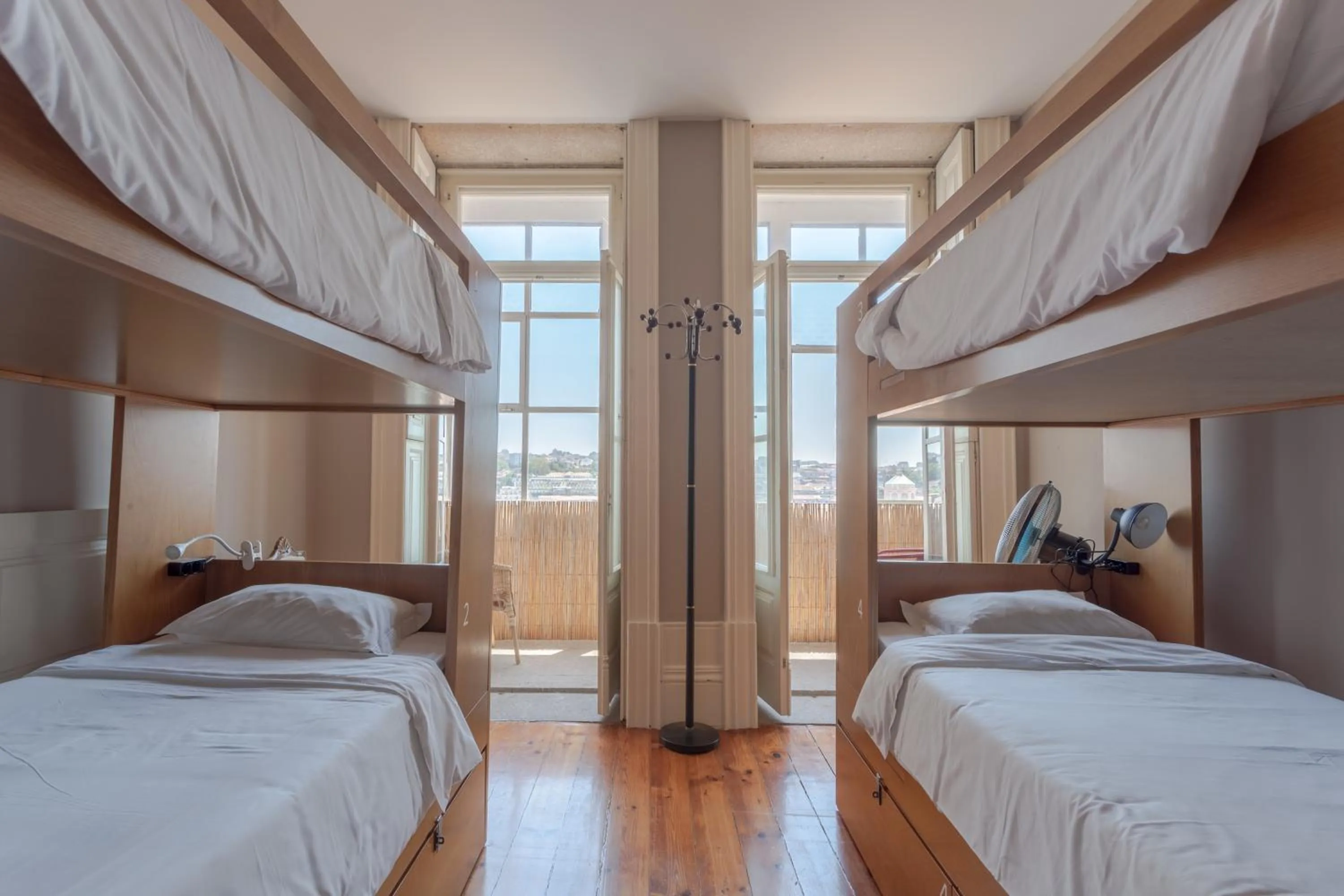 bunk bed, Bed in Being Porto Hostel