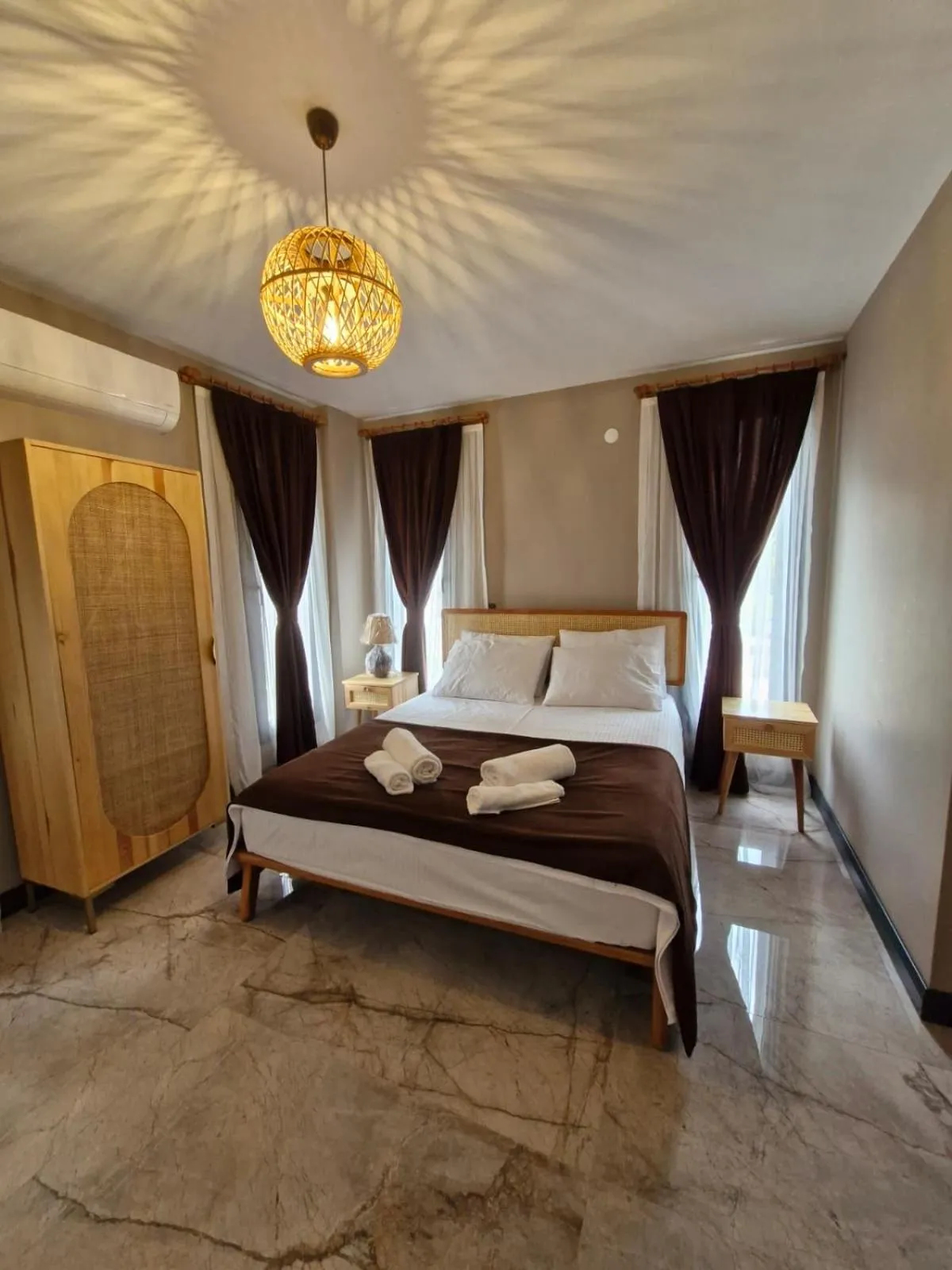 Bed in Velder House Urla
