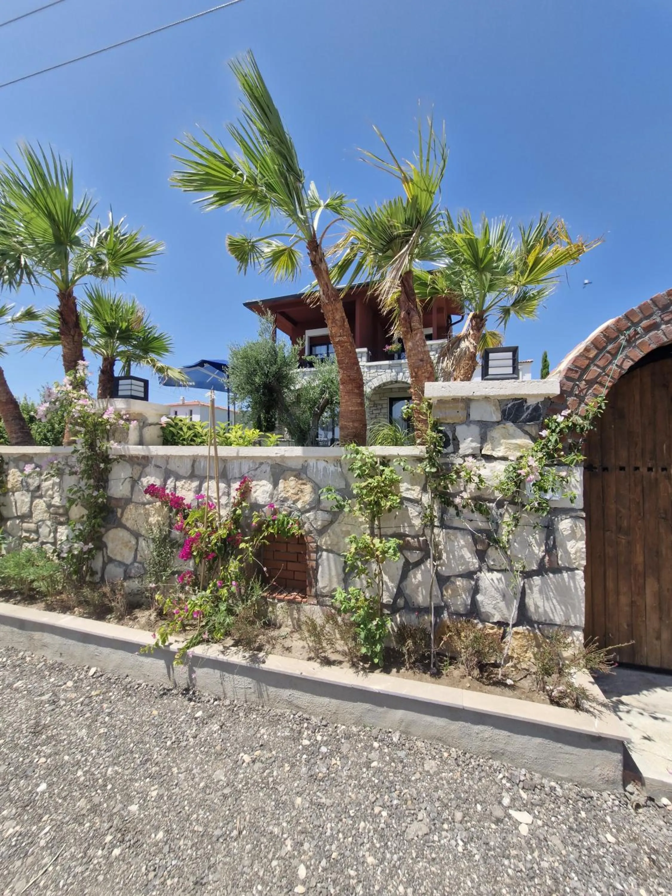 Property building in Velder House Urla