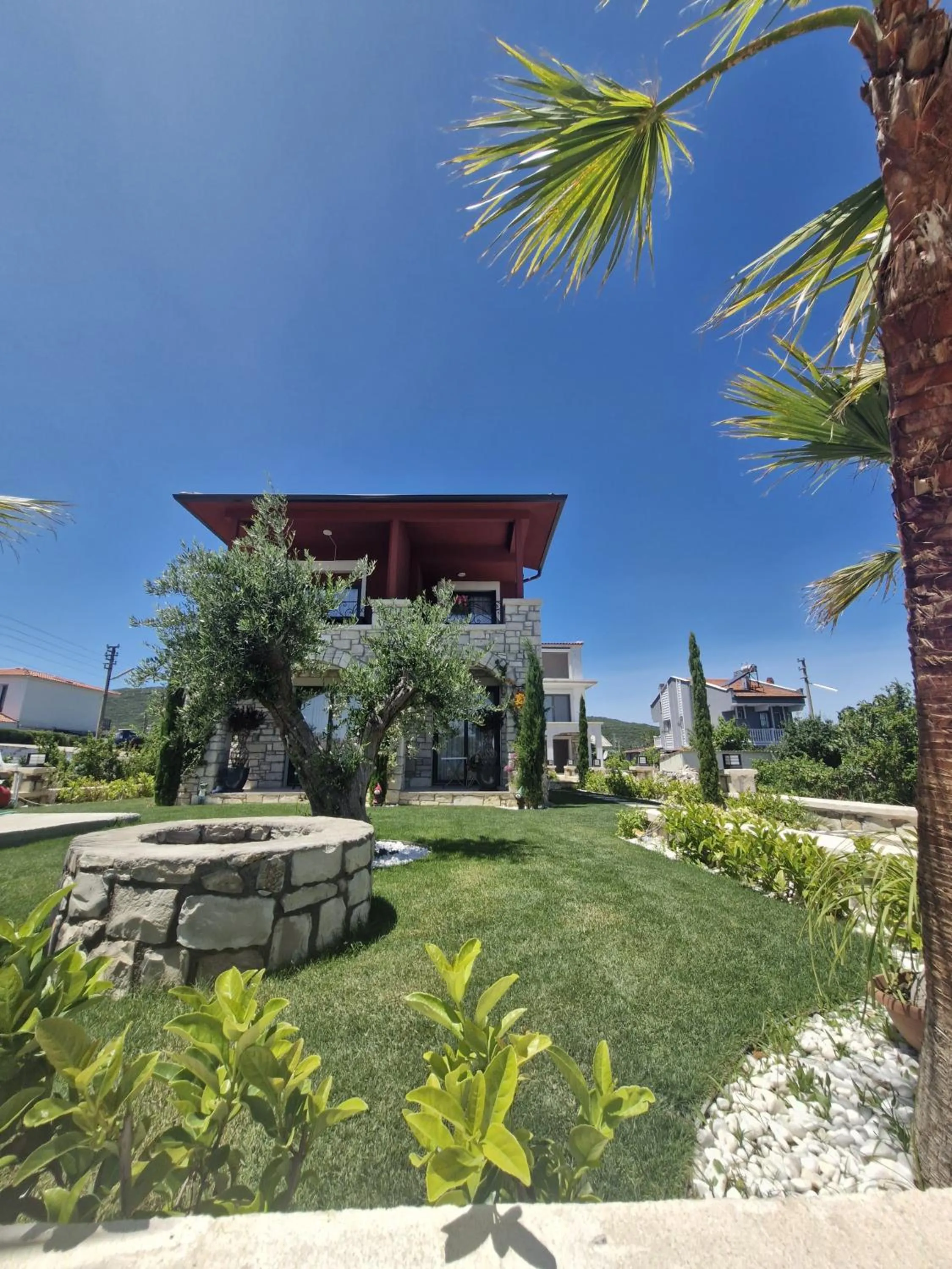 Property building in Velder House Urla