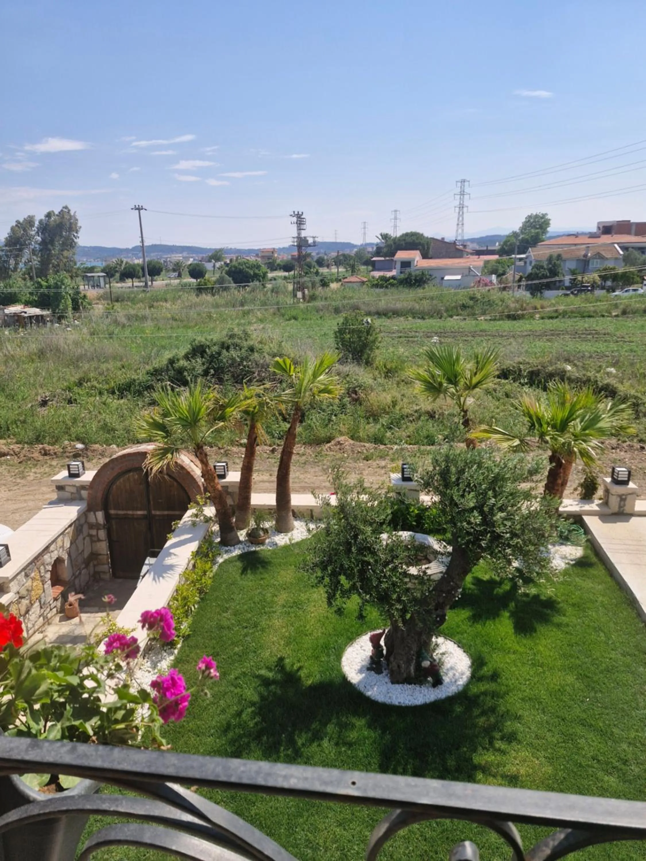 Facade/entrance in Velder House Urla