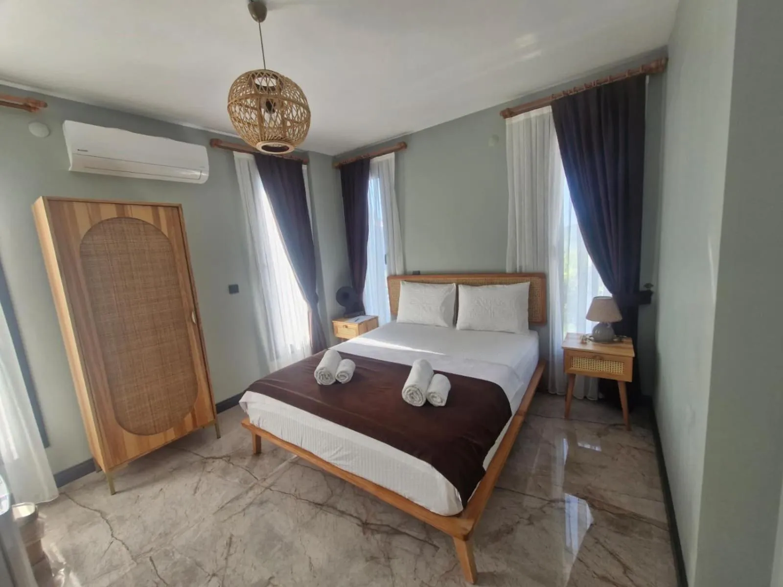 Bed in Velder House Urla