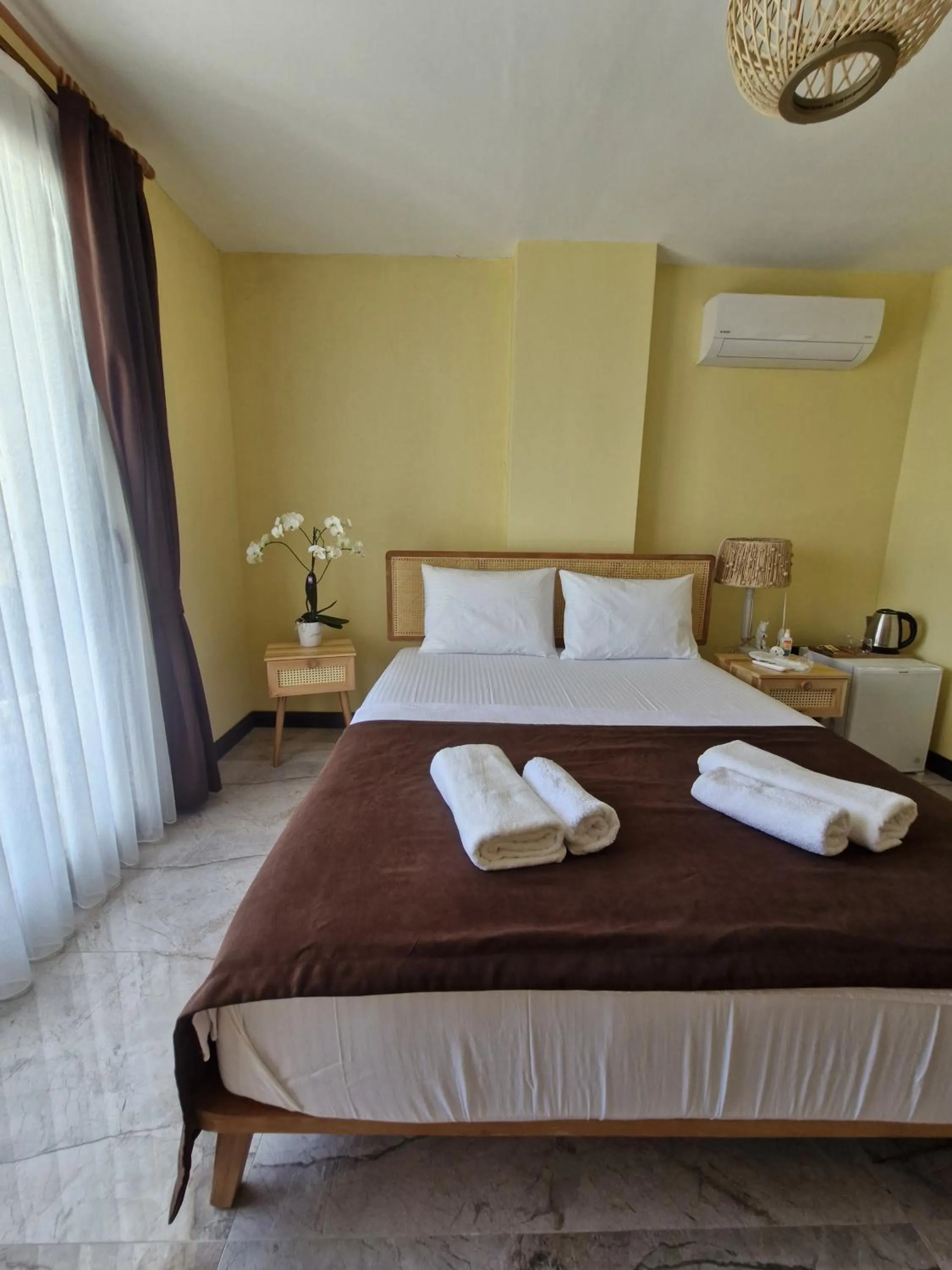 Bed in Velder House Urla