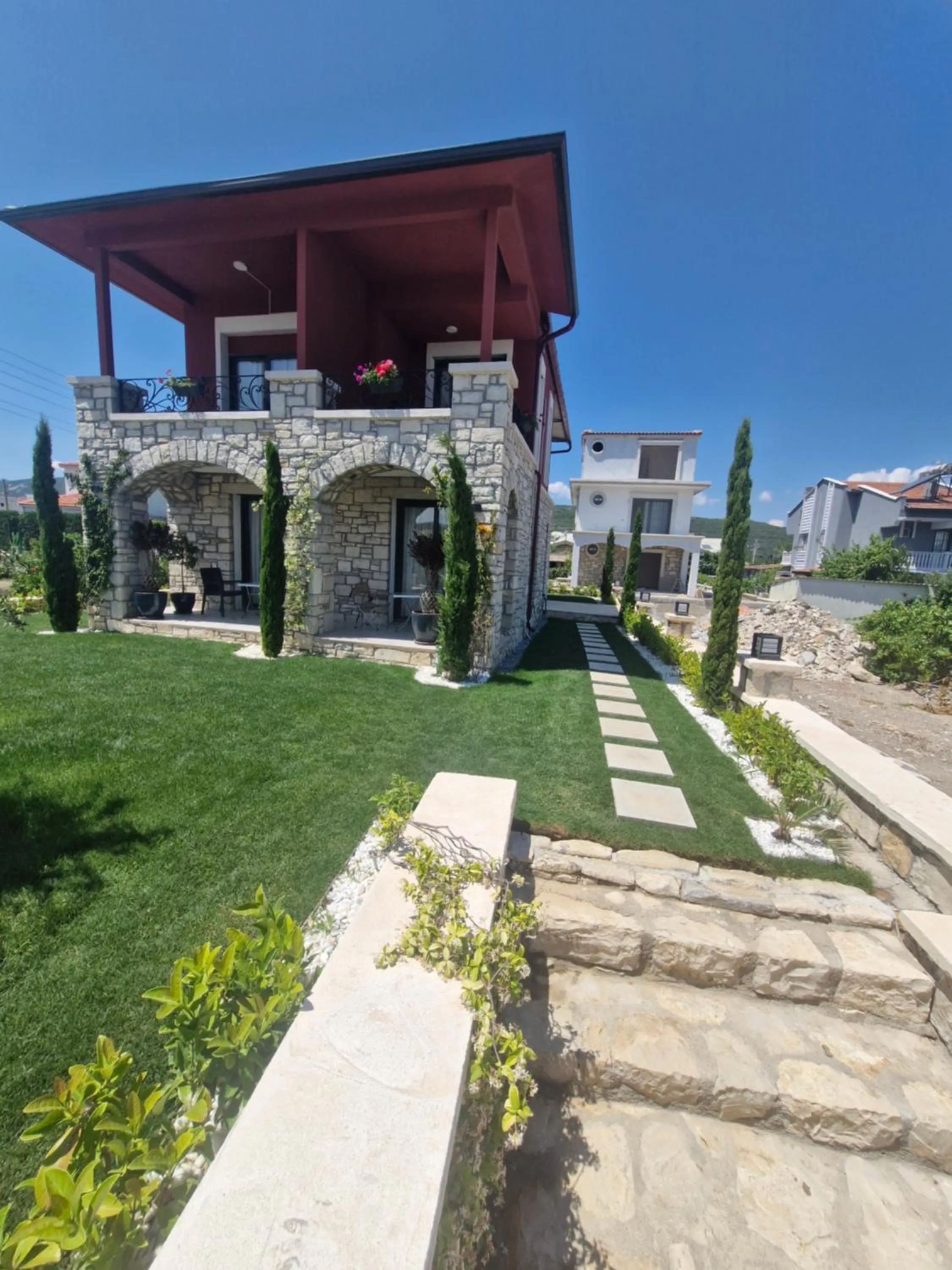 Property building in Velder House Urla