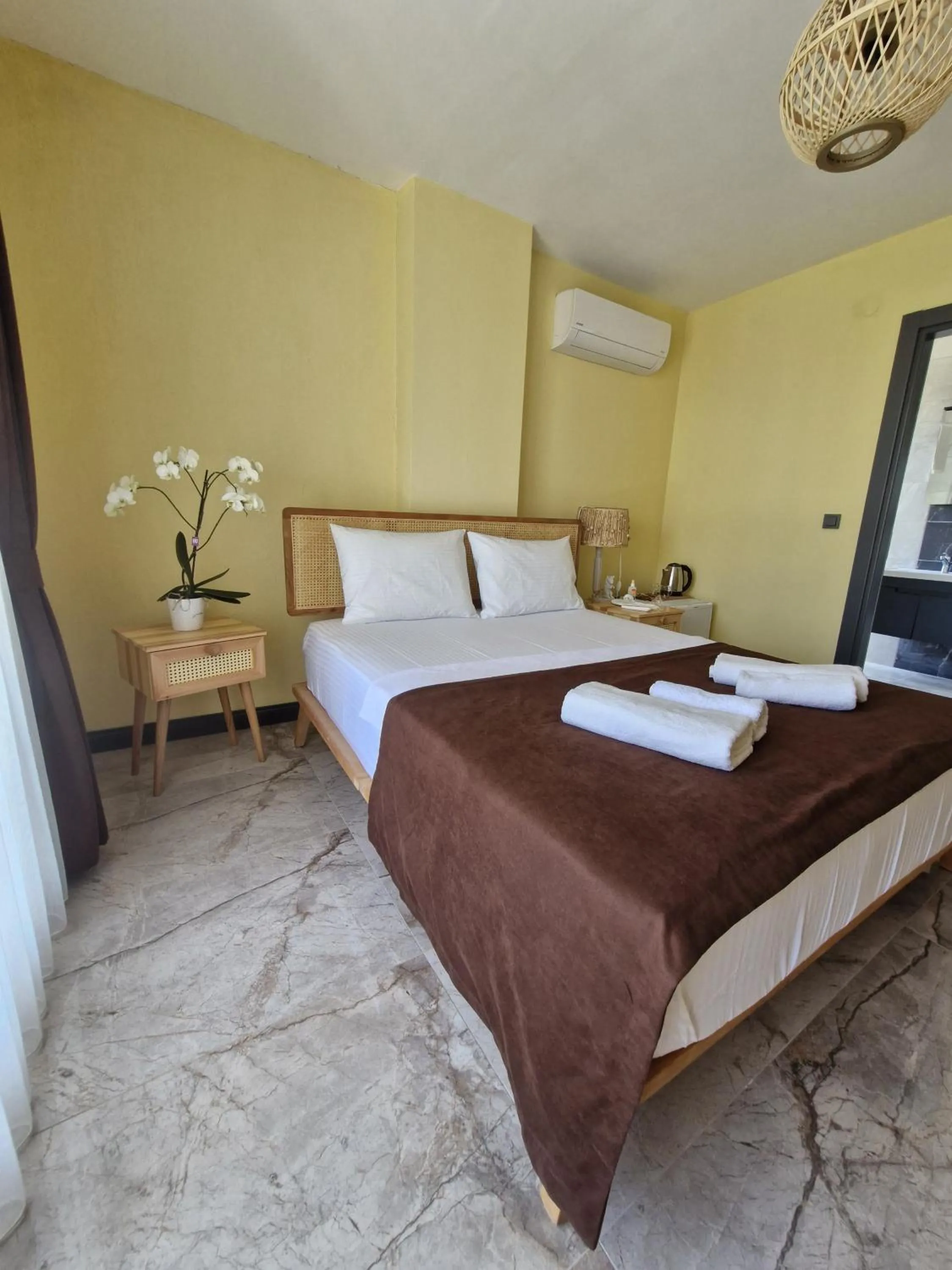 Bed in Velder House Urla