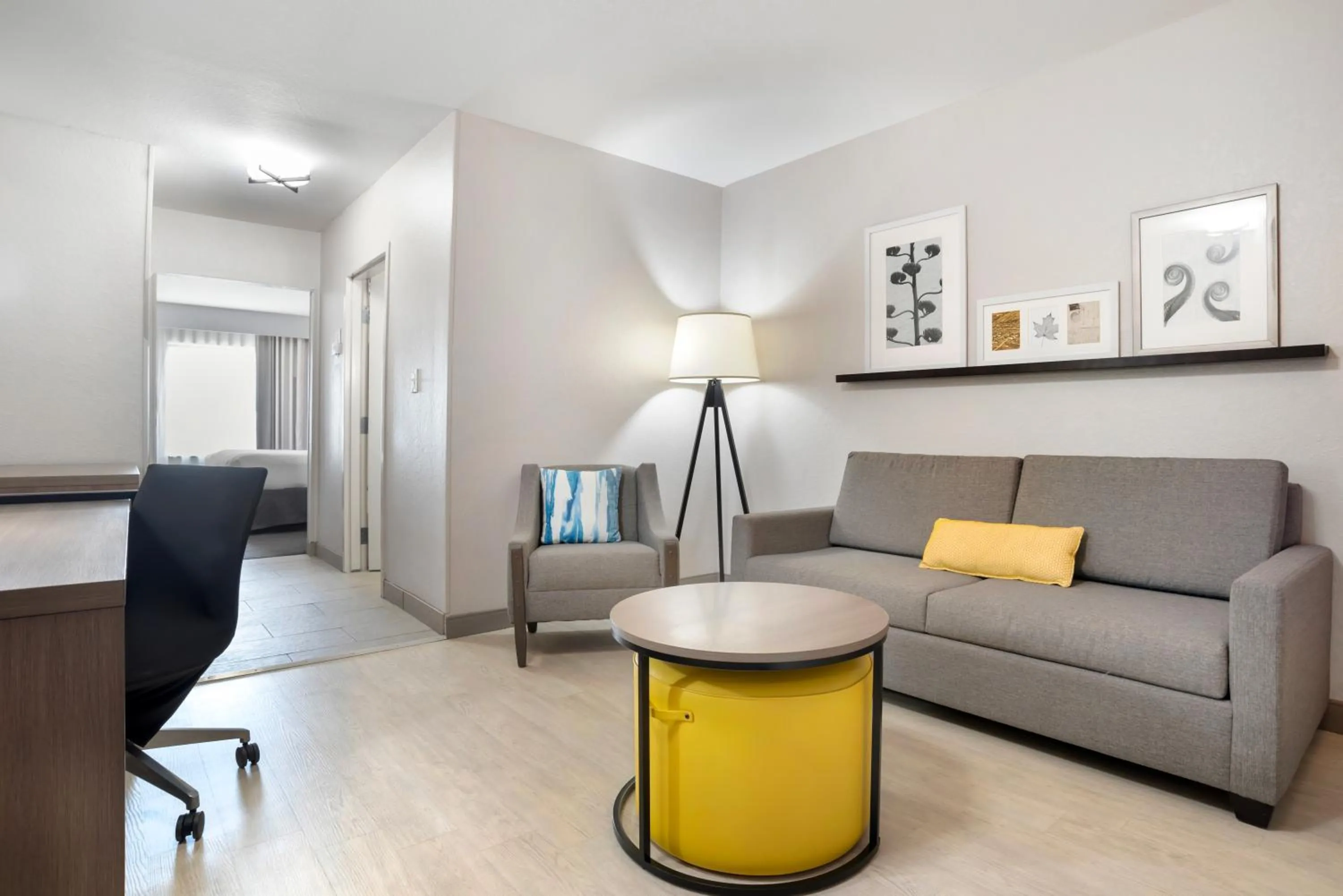 Living room in Comfort Inn & Suites