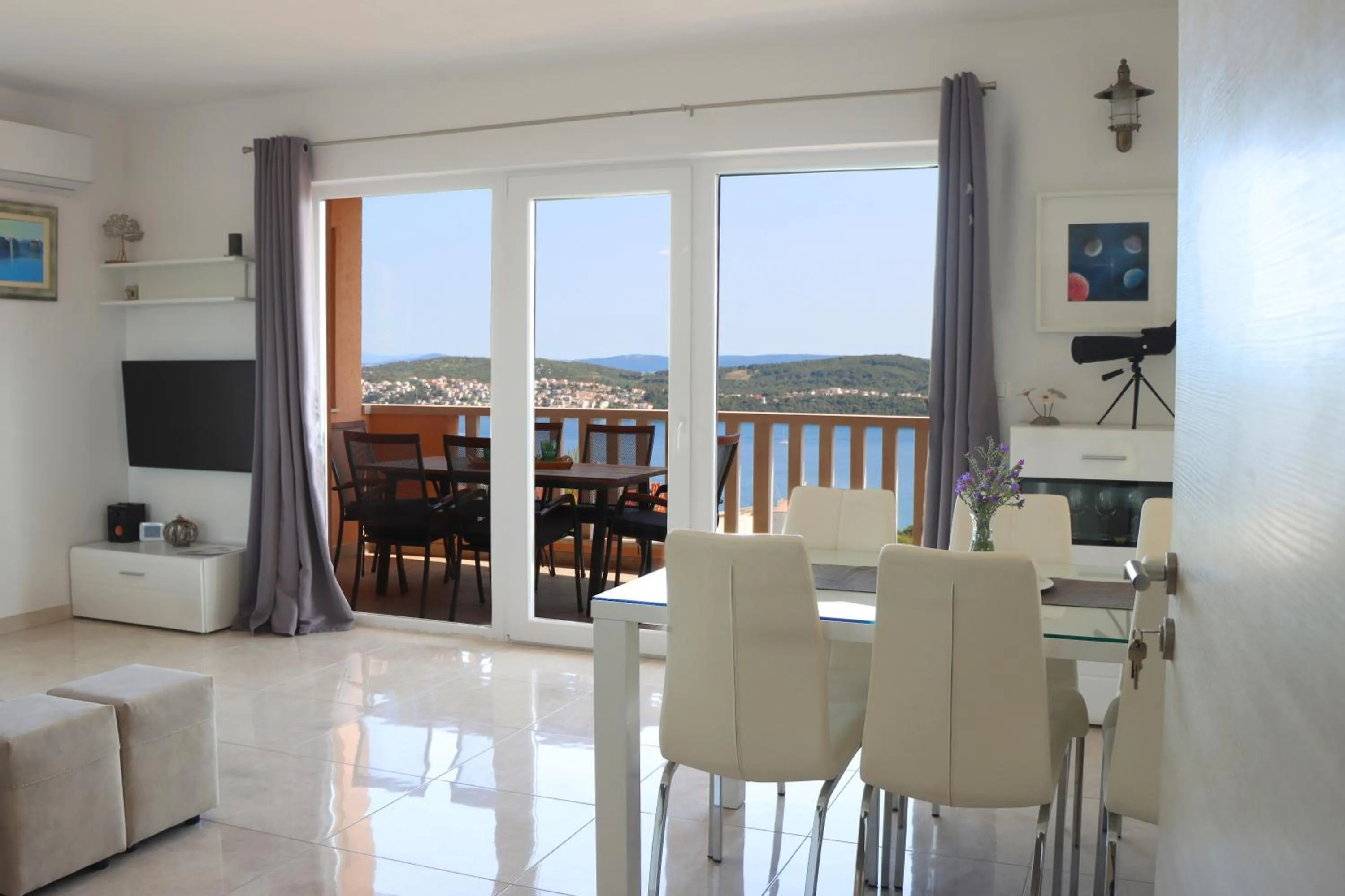 Dining area in Apartment Elza