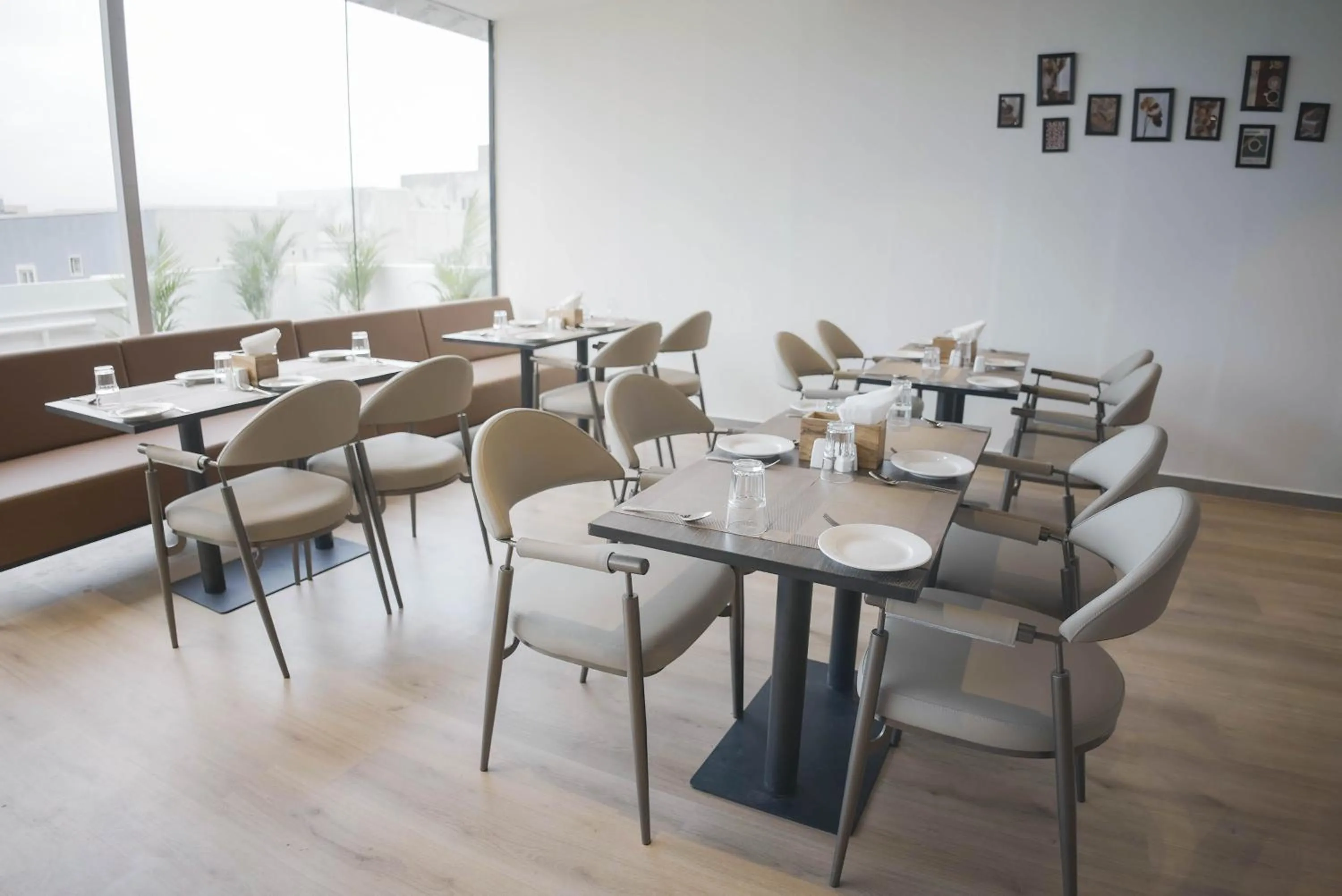Restaurant/places to eat in Casa Hotel, Madhapur