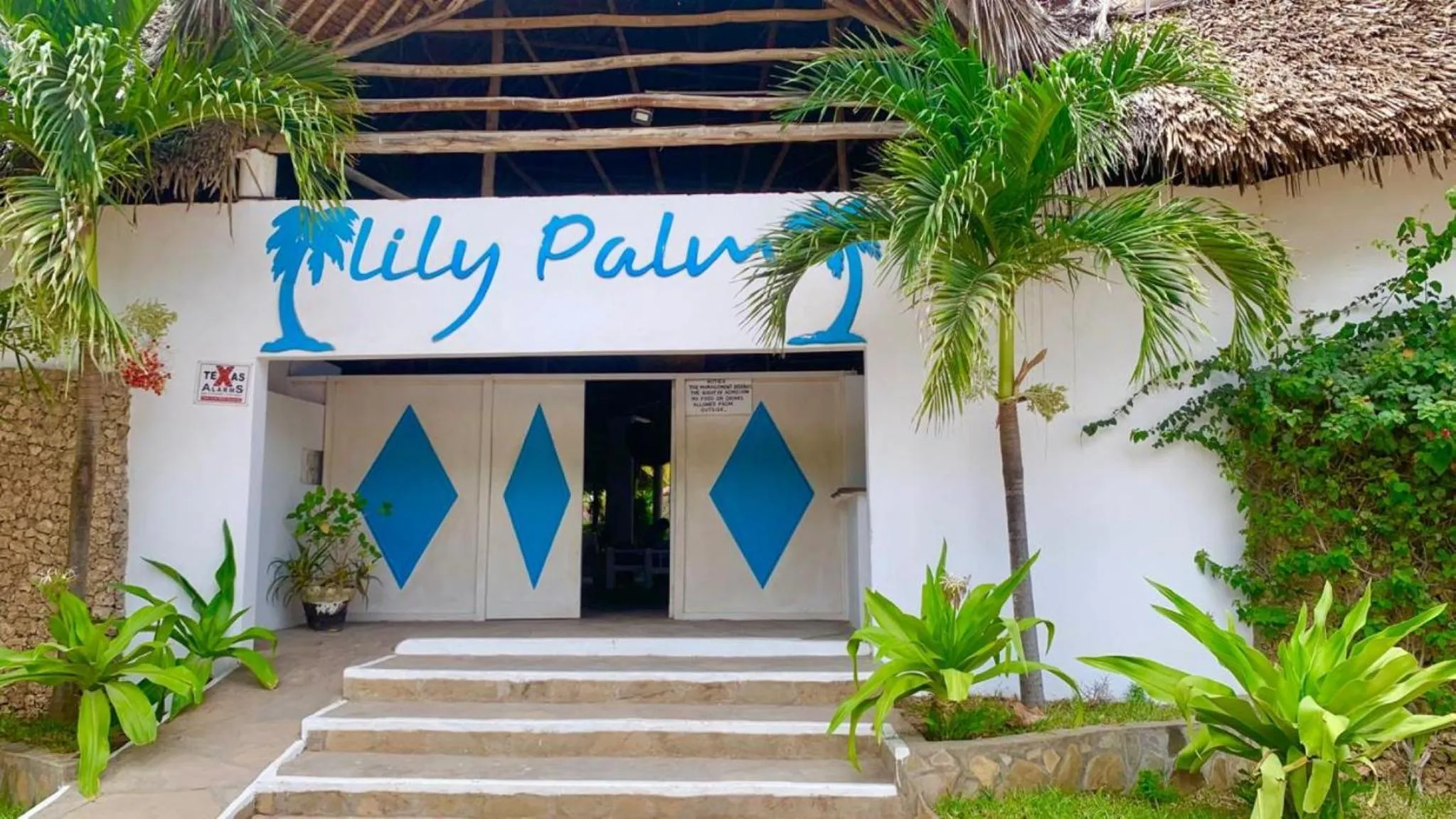 Property building in Lily Palm Resort