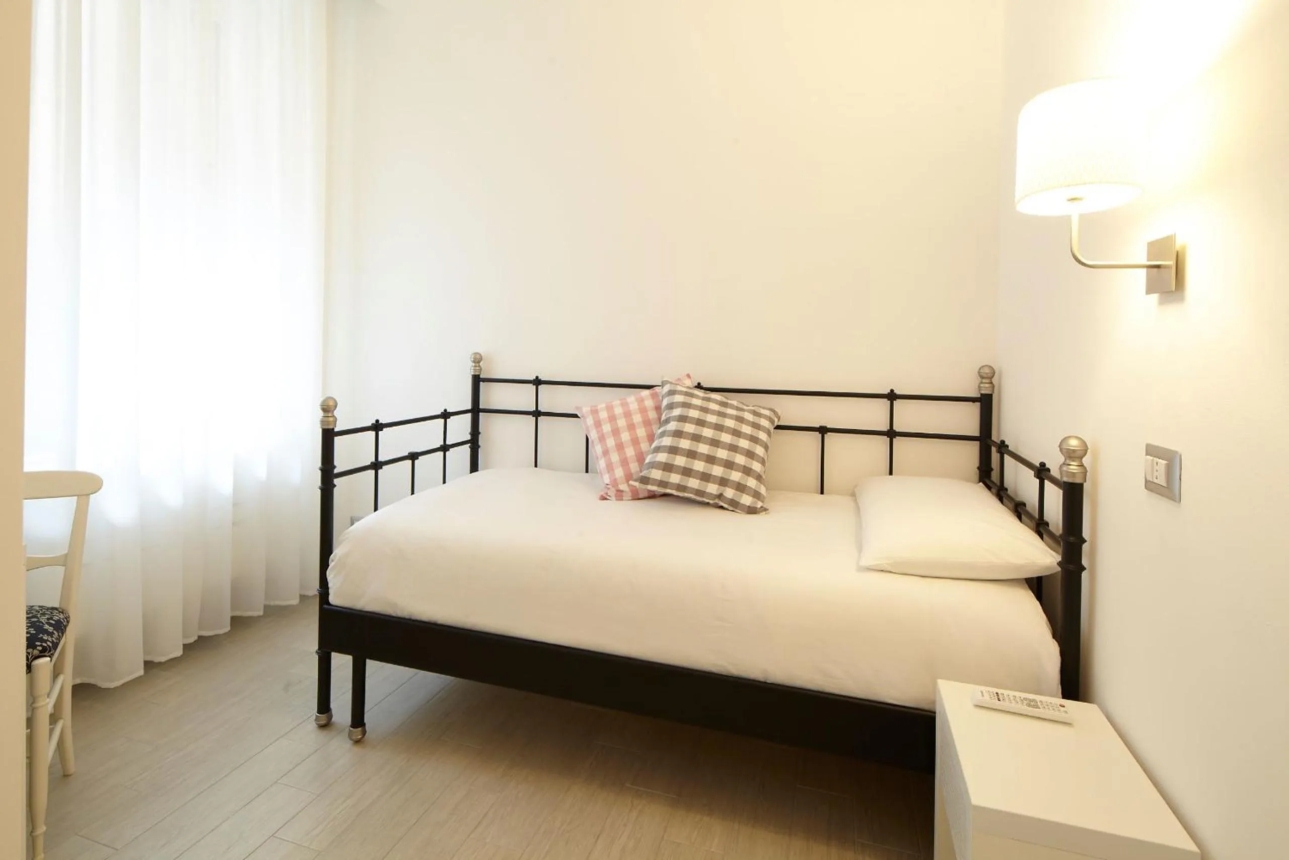 Photo of the whole room, Bed in Affittacamere Arosio