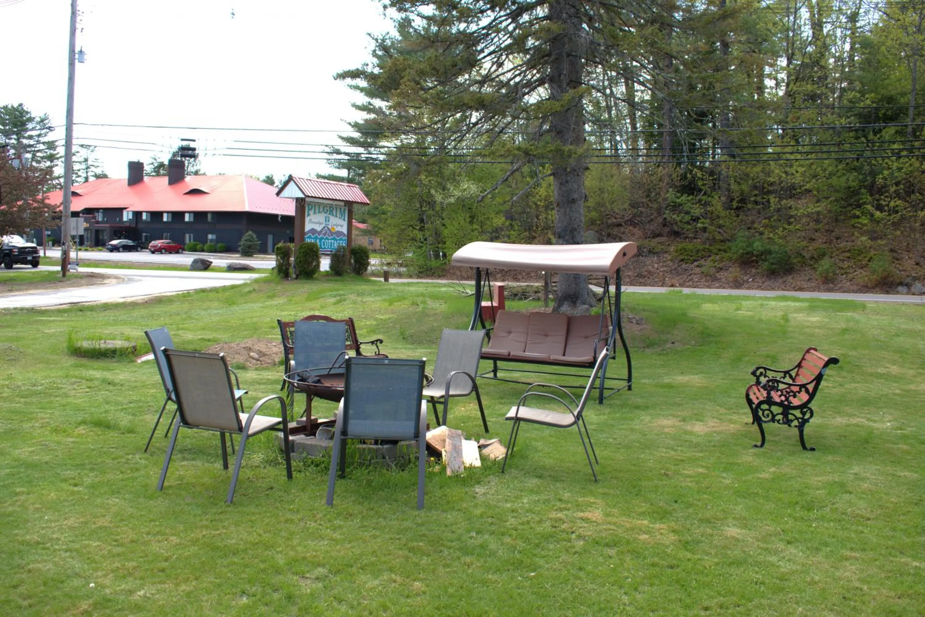 Patio in Pilgrim Inn & Cottages