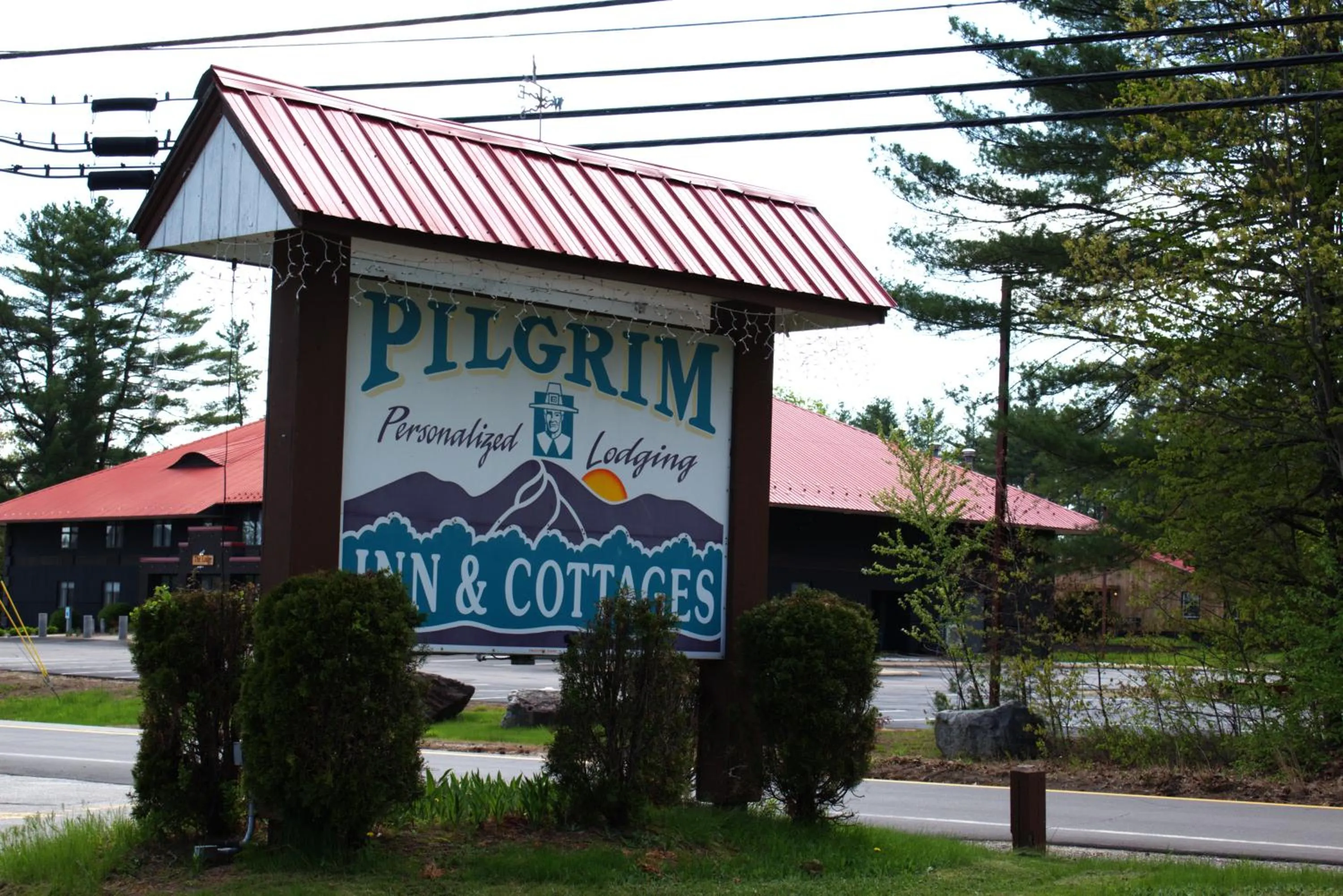 Property building in Pilgrim Inn & Cottages
