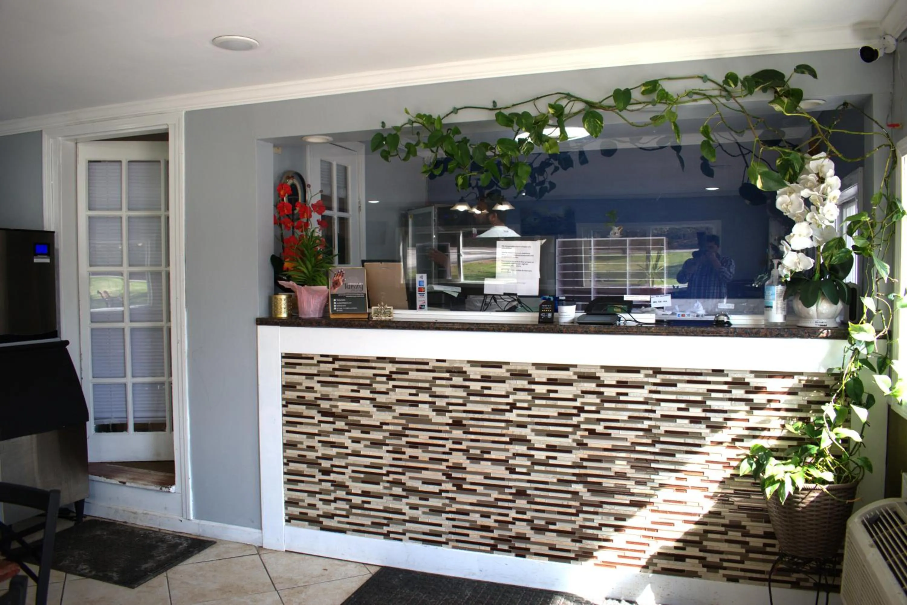 Lobby or reception in Pilgrim Inn & Cottages