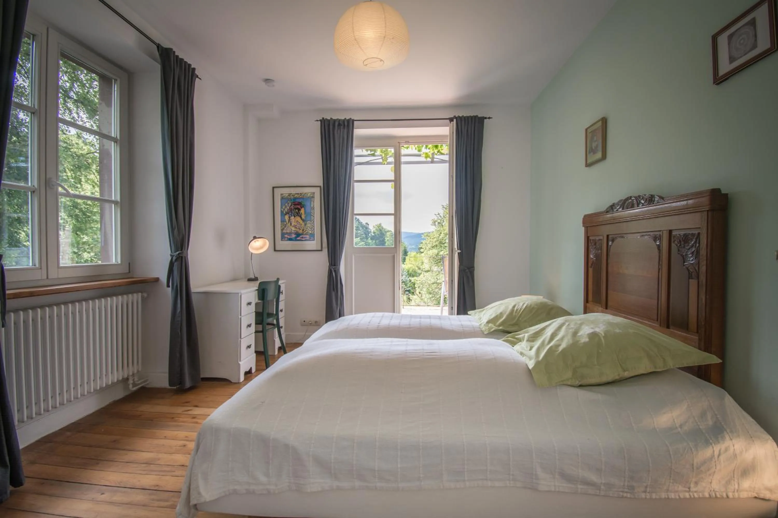 Bed in Villa Louisental - Gruppenunterkunft für Selbstversorger