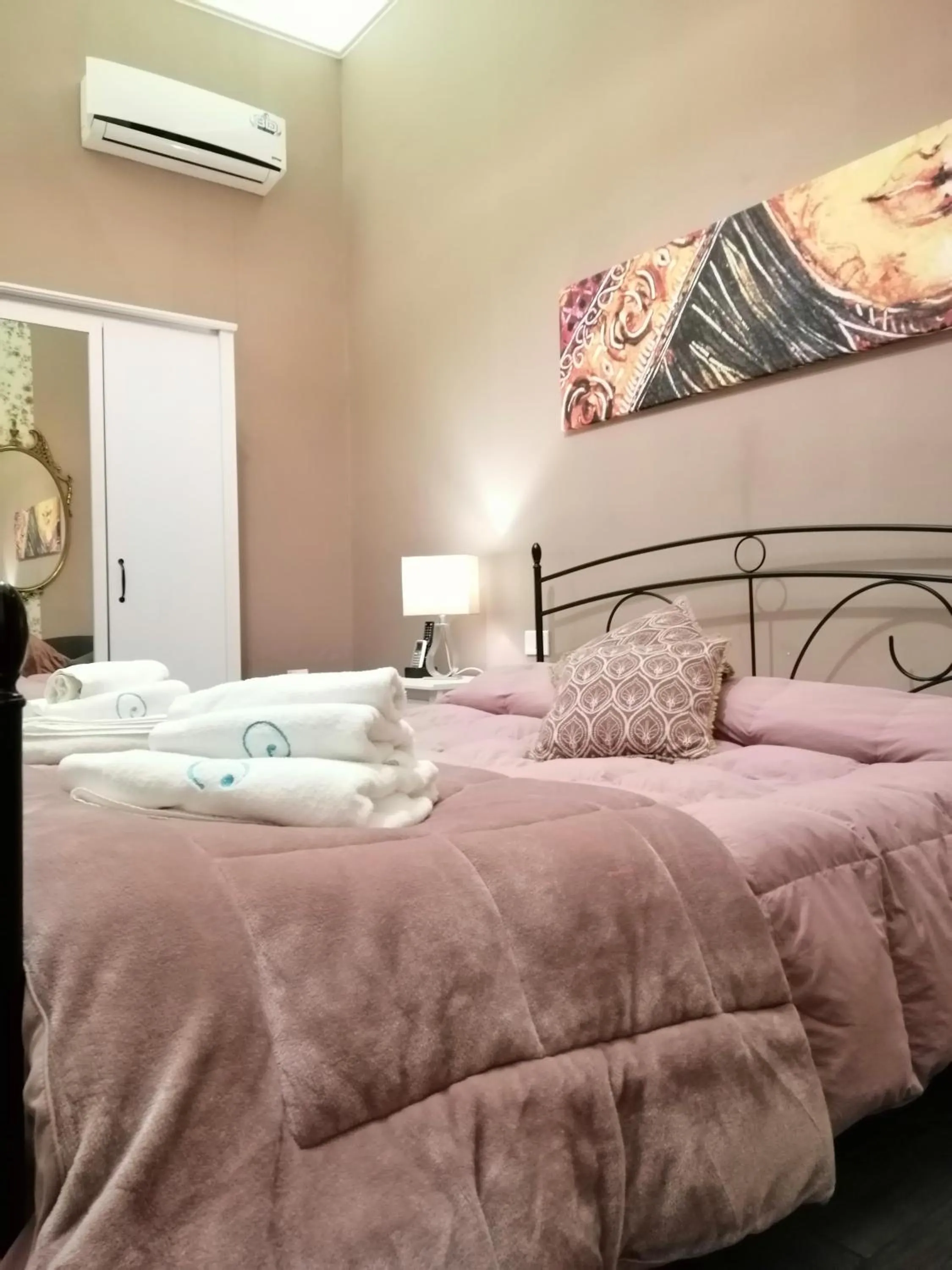 Photo of the whole room, Bed in B&B Centro900