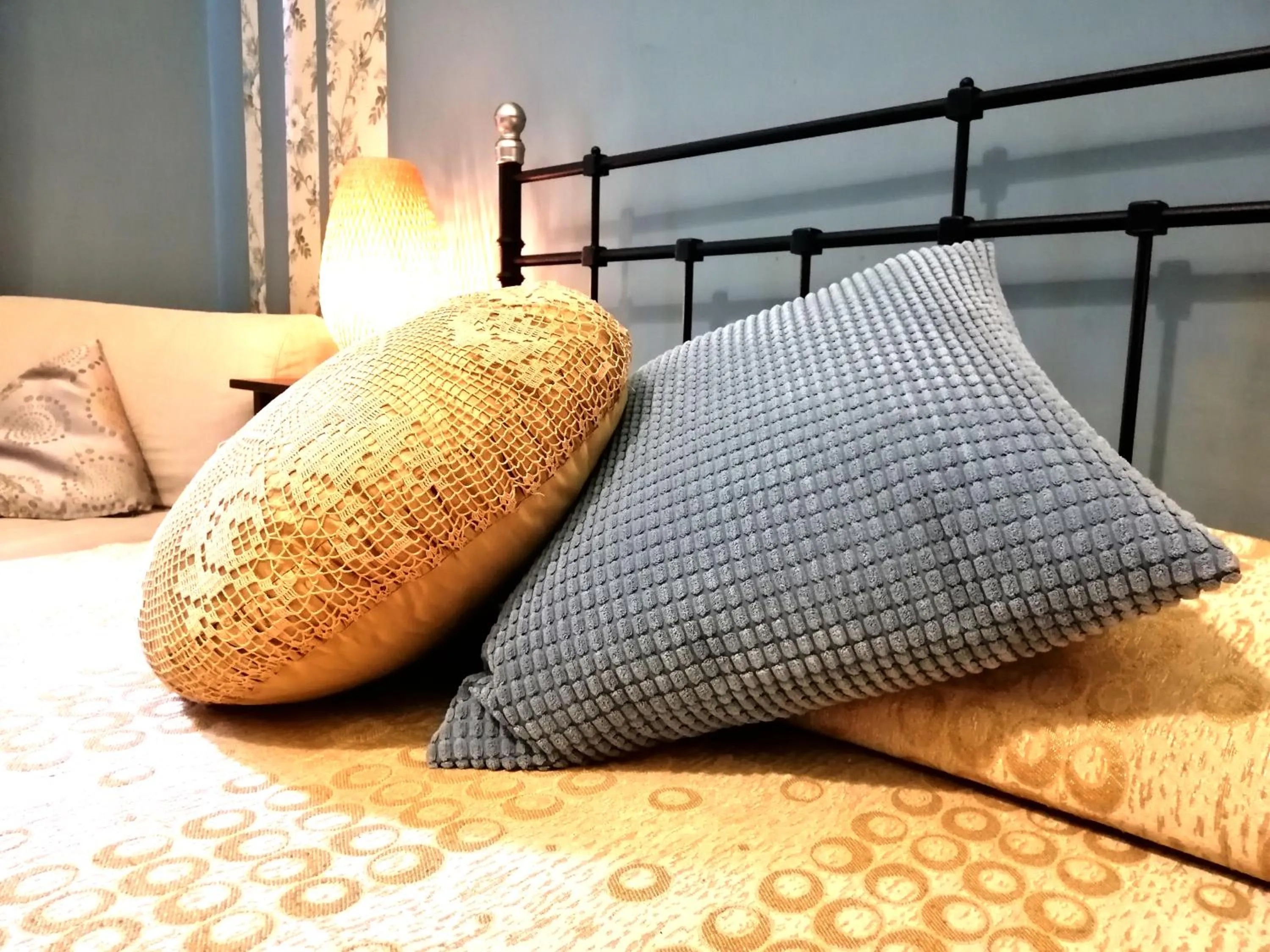 Decorative detail, Bed in B&B Centro900