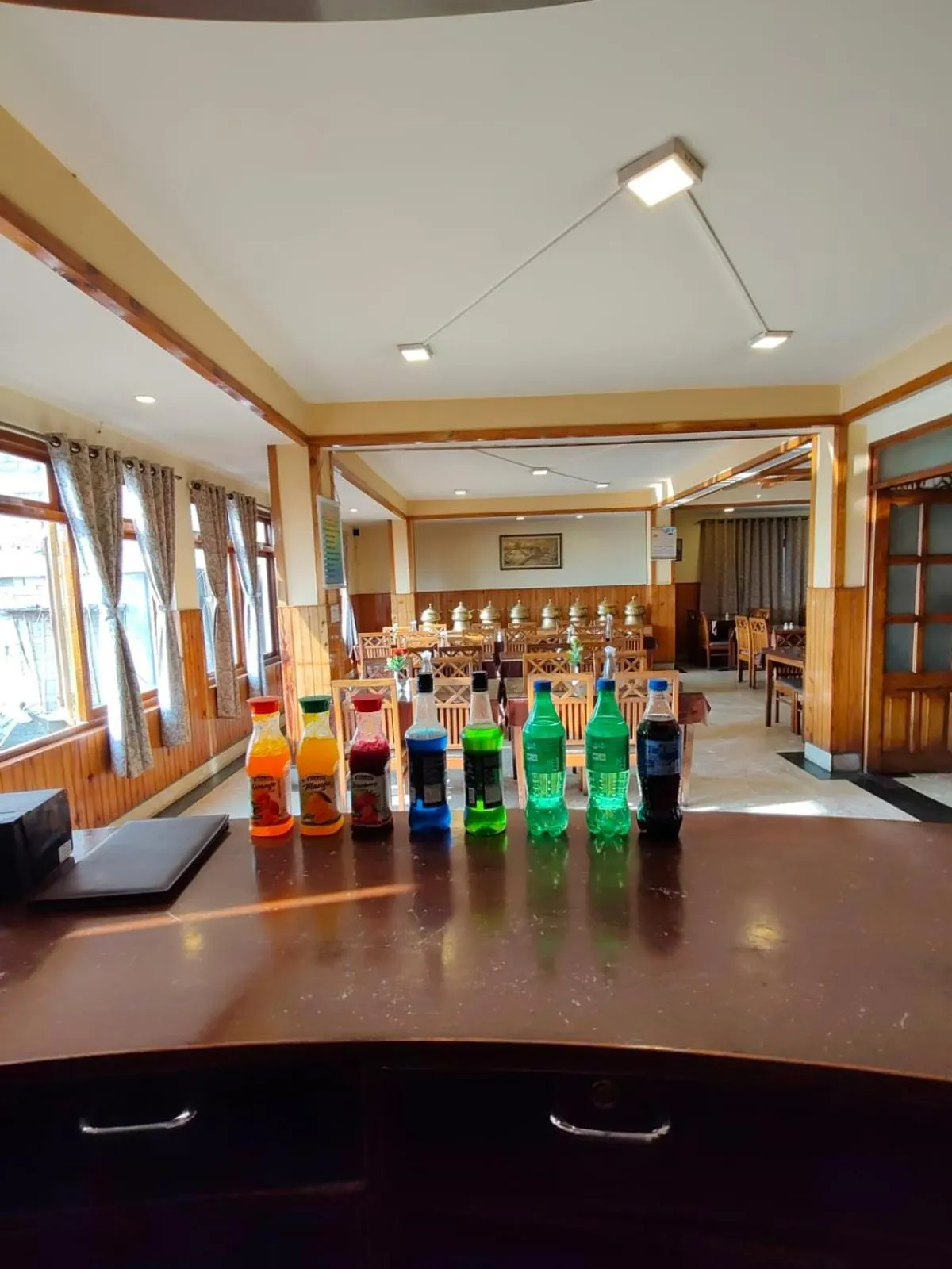 Food and drinks in Hotel Utpala