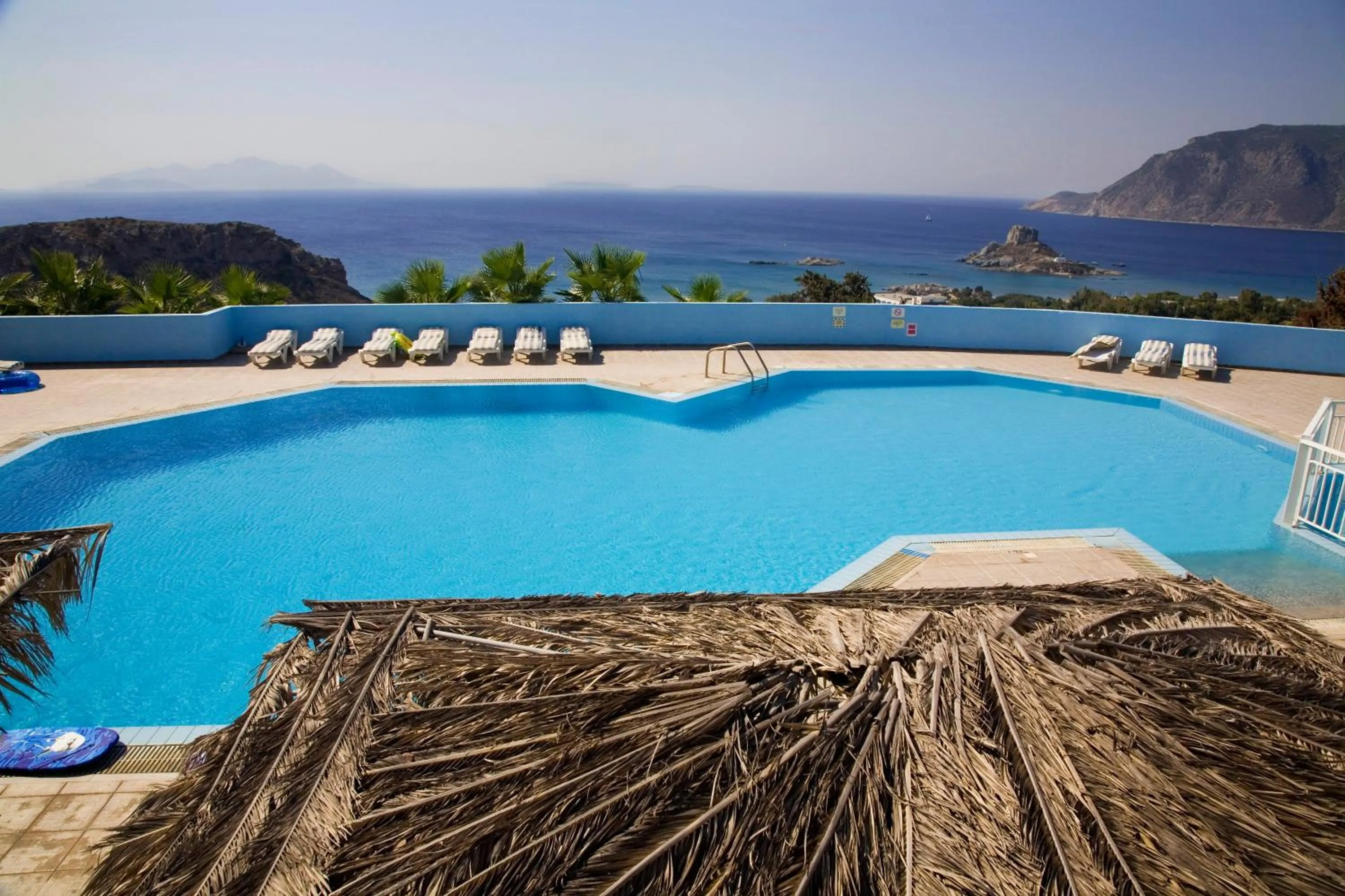 Swimming pool in Pantheon Hotel