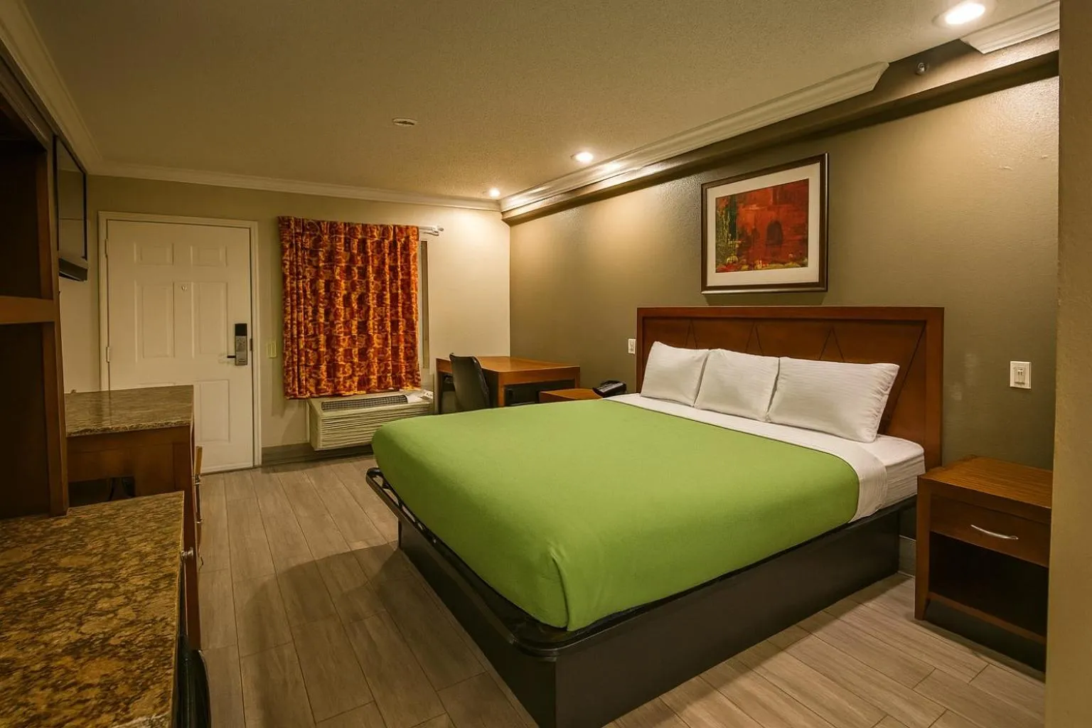 Standard King Room in Casa Blanca Hotel - Corona