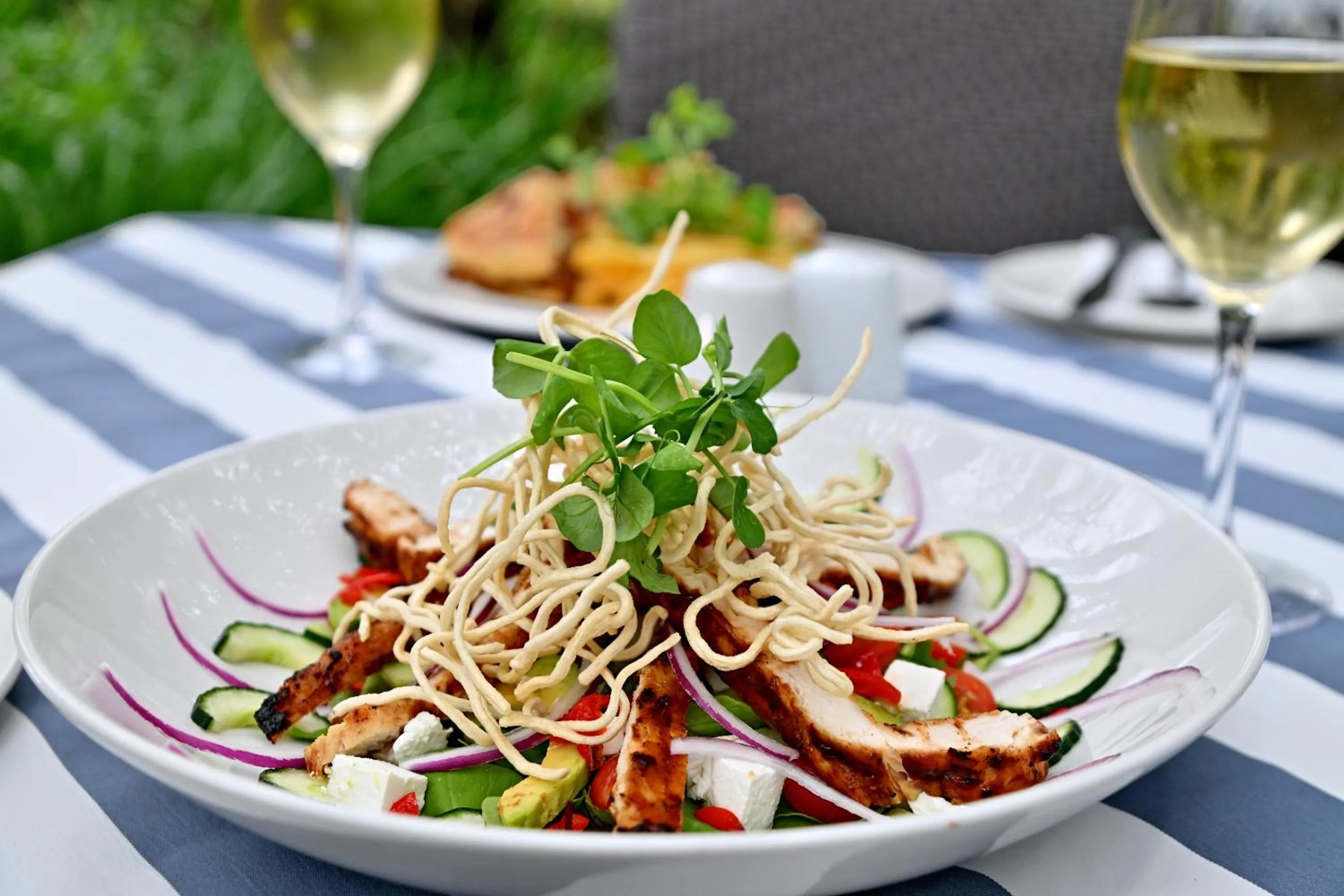 Food and drinks in Black Eagle Hotel & Spa