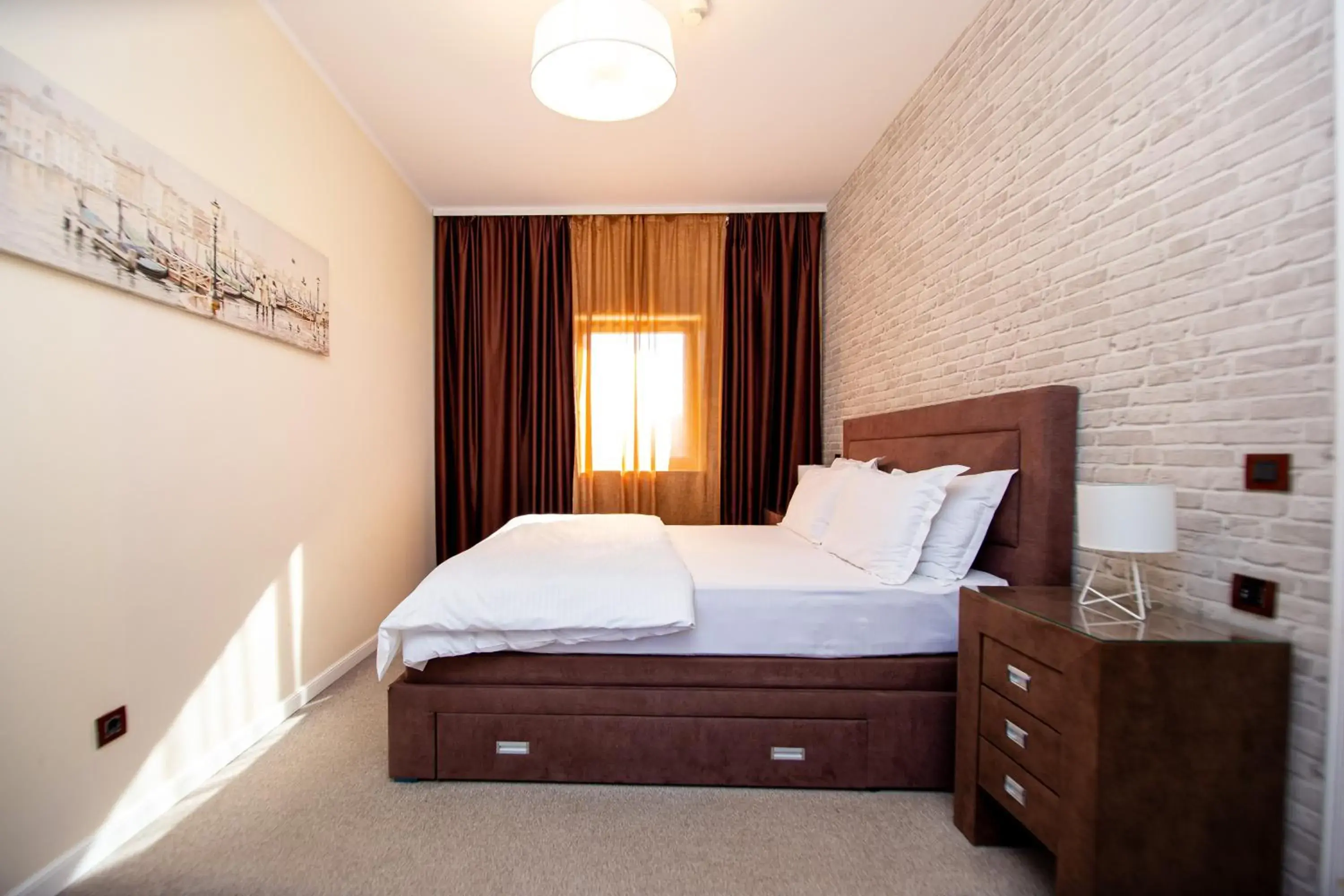 Queen Suite in Hotel Opera Jaz Queen Suite in Hotel Opera Jaz