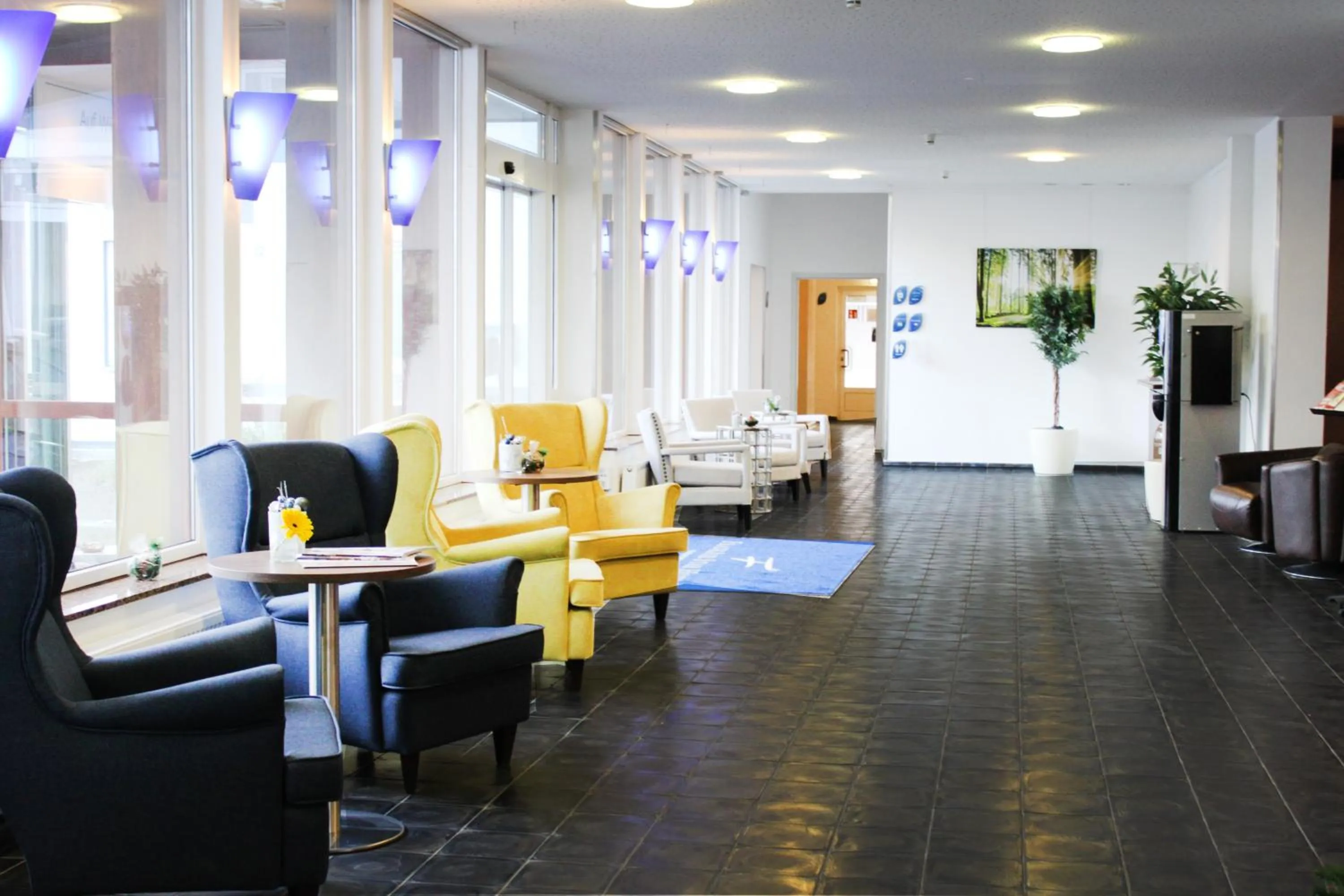 Lobby or reception in Anor Hotel & Conference Center Frankfurt Airport